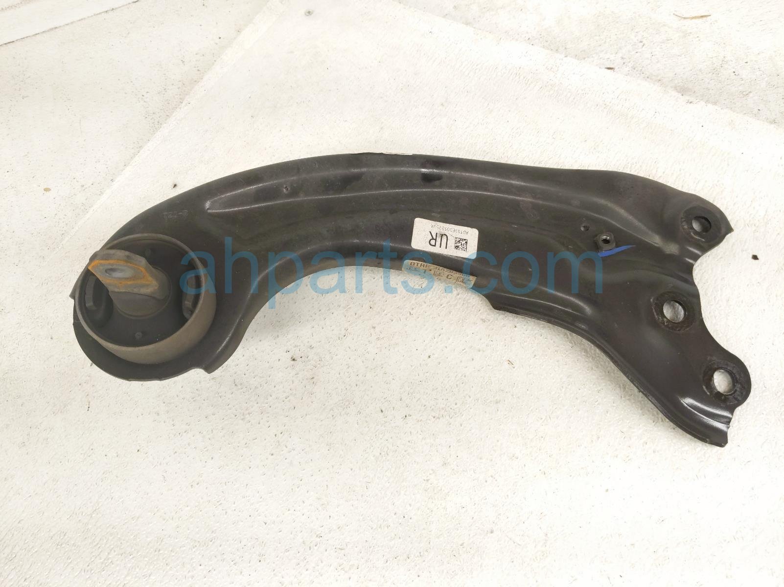 $65 RR/RH TRAILING CONTROL ARM $65 RR/RH TRAILING CONTROL ARM
