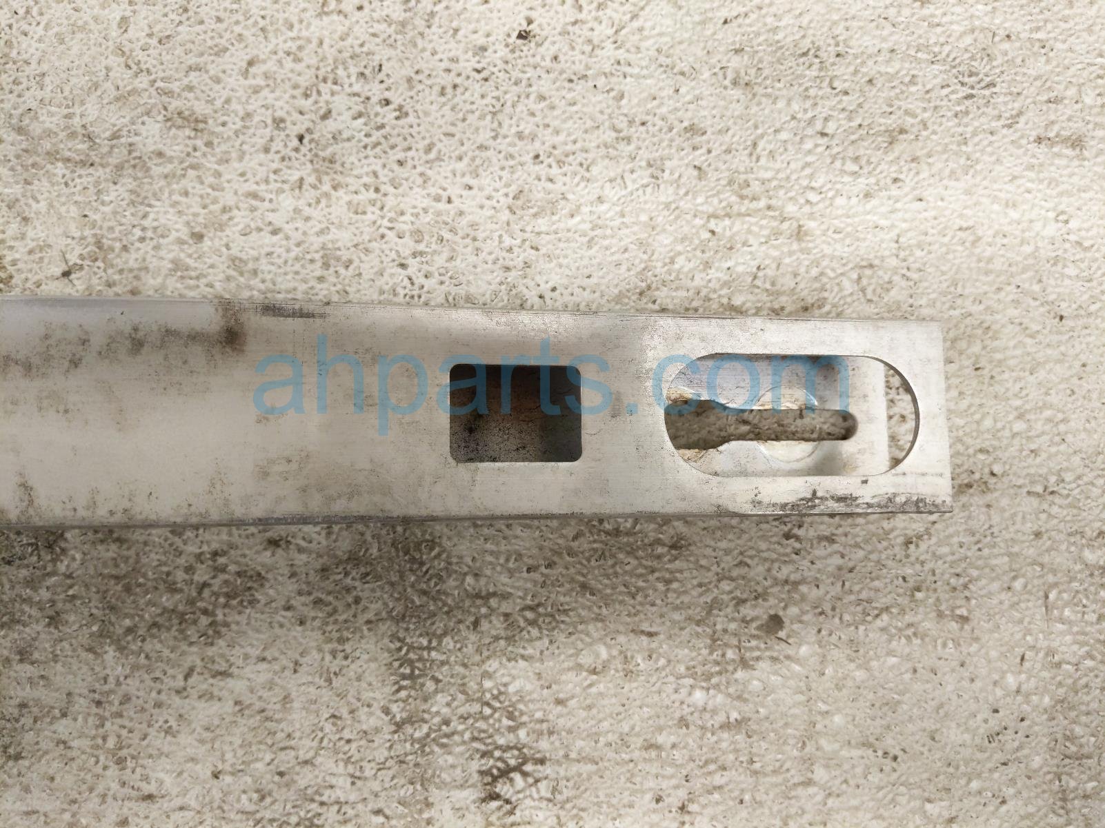 $125 Toyota FRONT LOWER REINFORCEMENT BAR- VIN 6 $125 Toyota FRONT LOWER REINFORCEMENT BAR- VIN 6