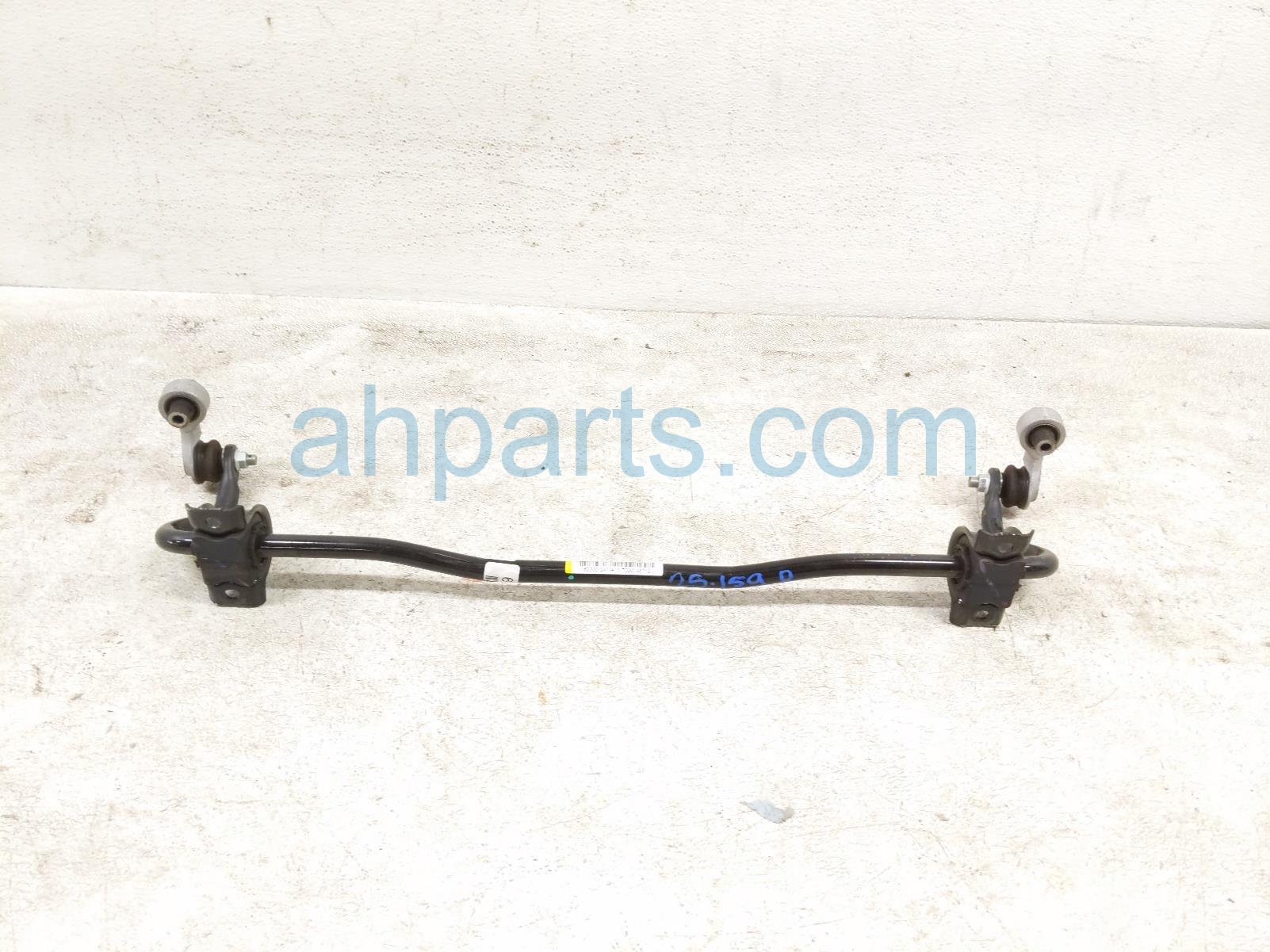 $145 Honda REAR STABILIZER / SWAY BAR W/LINKS $145 Honda REAR STABILIZER / SWAY BAR W/LINKS