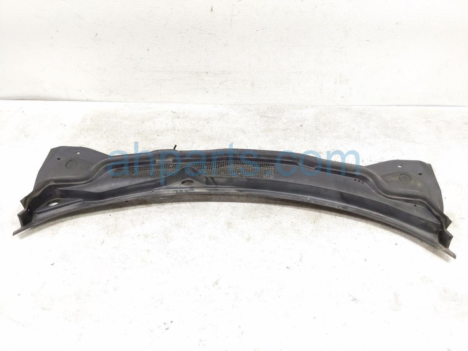 $100 Acura WINDSHIELD COWL VENT PANEL $100 Acura WINDSHIELD COWL VENT PANEL