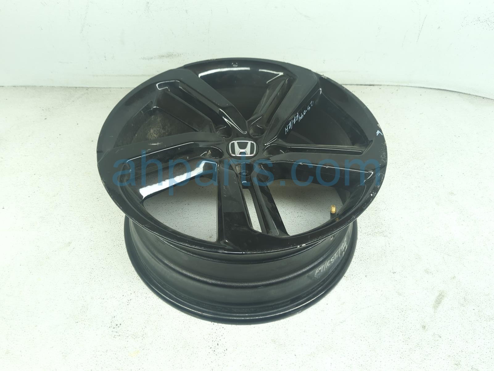 $225 Honda RR/RH WHEEL / RIM - PAINTED BLACK * $225 Honda RR/RH WHEEL / RIM - PAINTED BLACK *