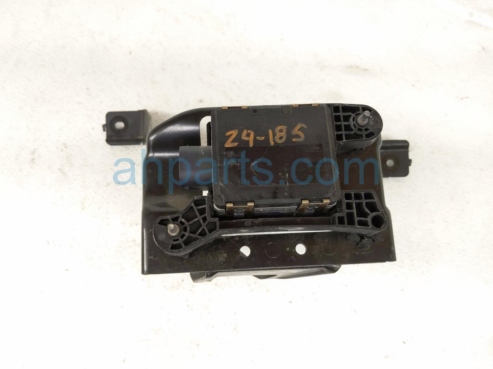 $199 Acura FRONT MILLIWAVE RADAR W/BRACKET $199 Acura FRONT MILLIWAVE RADAR W/BRACKET