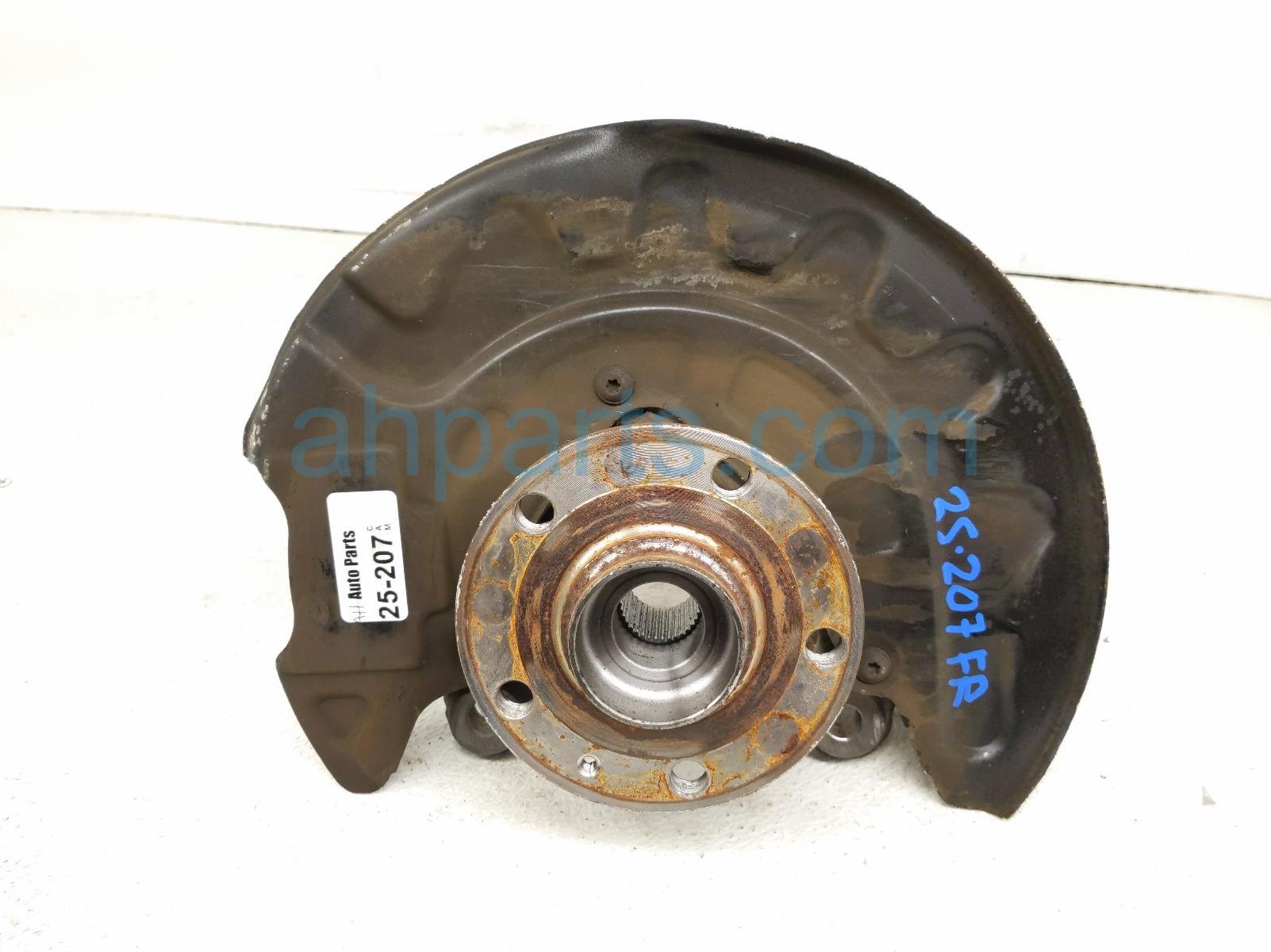 $145 Volkswagen FR/RH SPINDLE KNUCKLE HUB $145 Volkswagen FR/RH SPINDLE KNUCKLE HUB