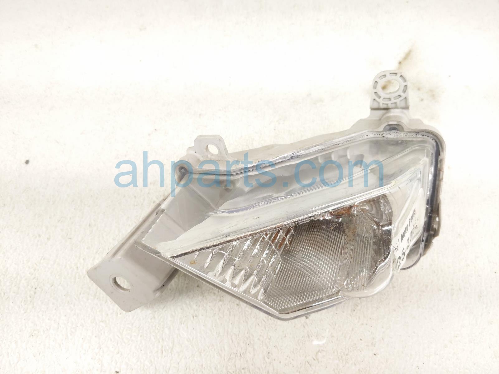 $39 Nissan RH TURN SIGNAL LAMP / LIGHT $39 Nissan RH TURN SIGNAL LAMP / LIGHT