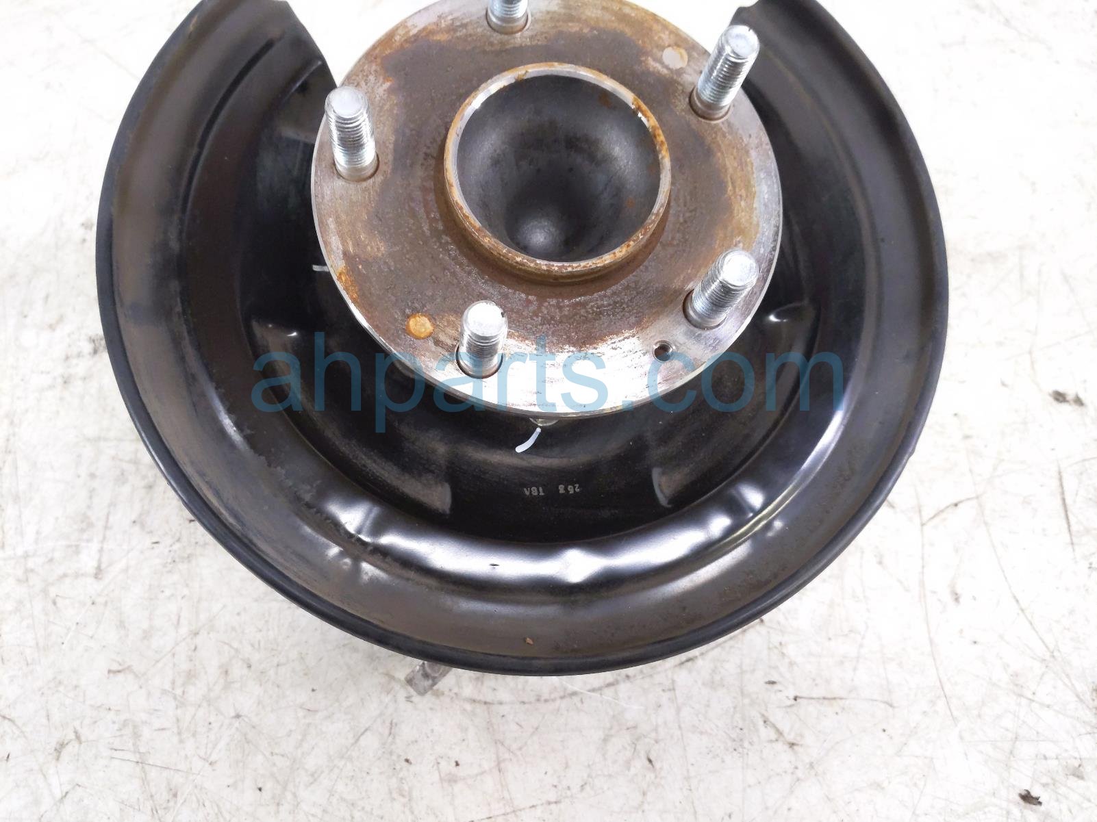 $99 Honda RR/RH SPINDLE KNUCKLE HUB $99 Honda RR/RH SPINDLE KNUCKLE HUB