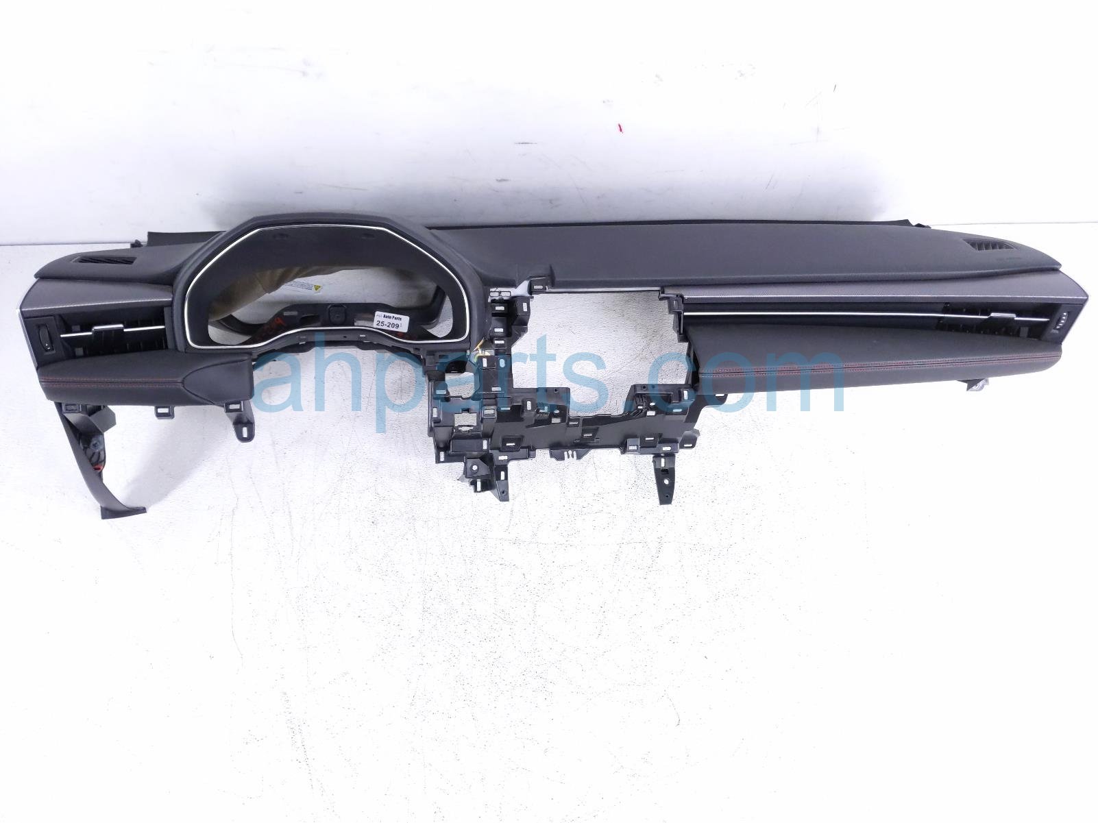 $495 Toyota DASHBOARD W/ AIRBAG - TRD $495 Toyota DASHBOARD W/ AIRBAG - TRD
