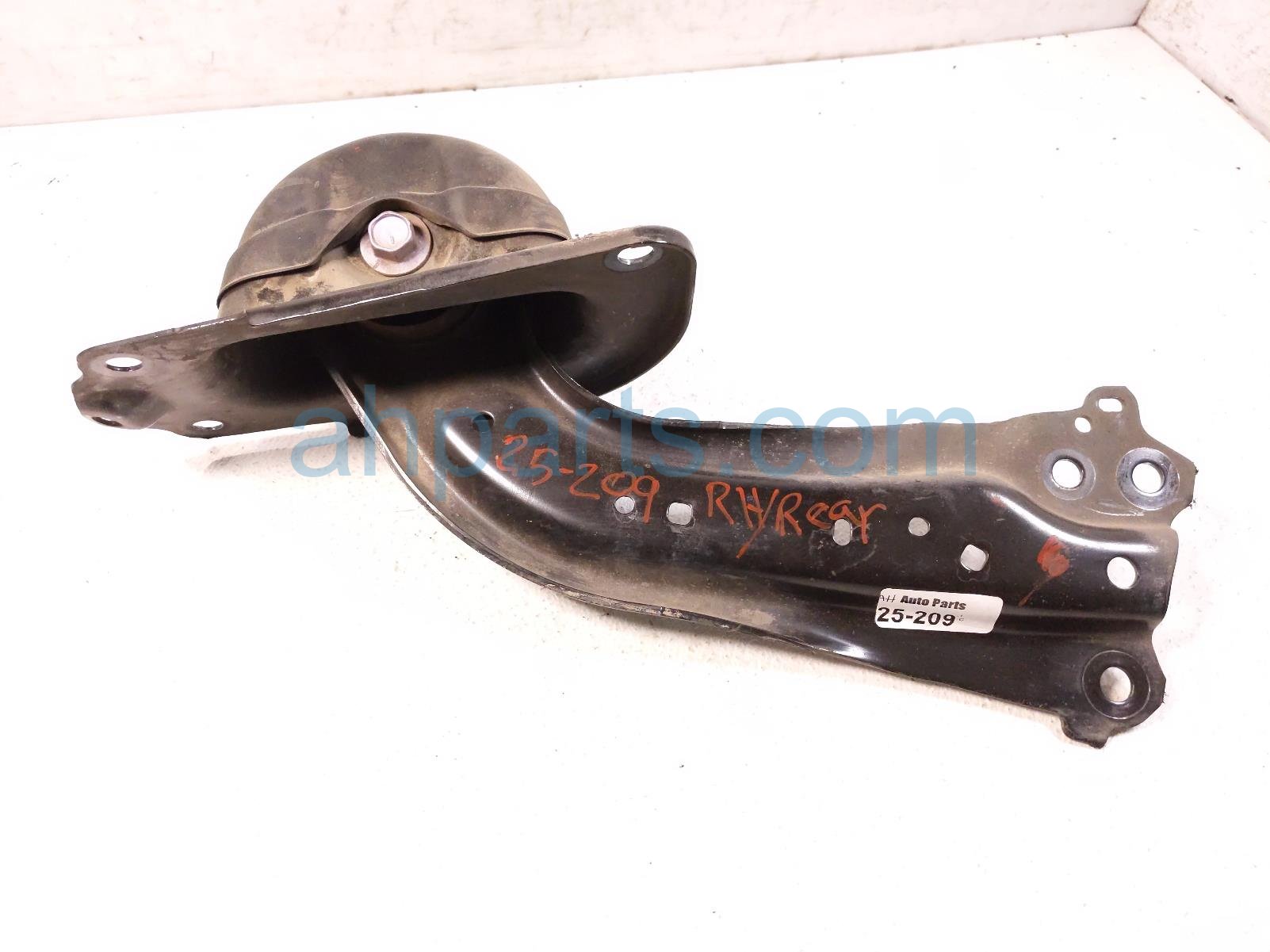 $75 Toyota RR/RH TRAILING LOWER CONTROL ARM