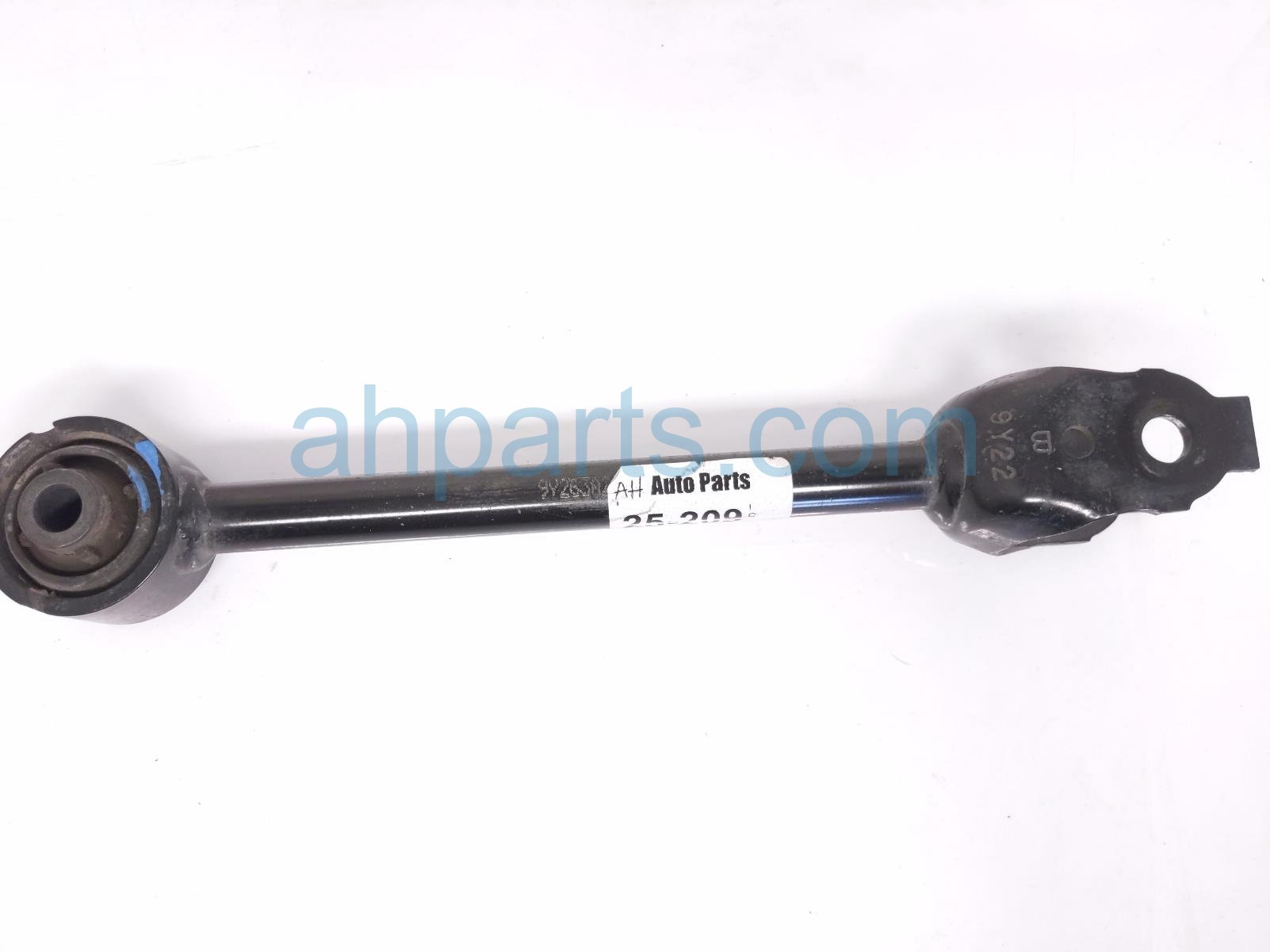 $45 Toyota RR/RH LATERAL LOWER CONTROL ARM