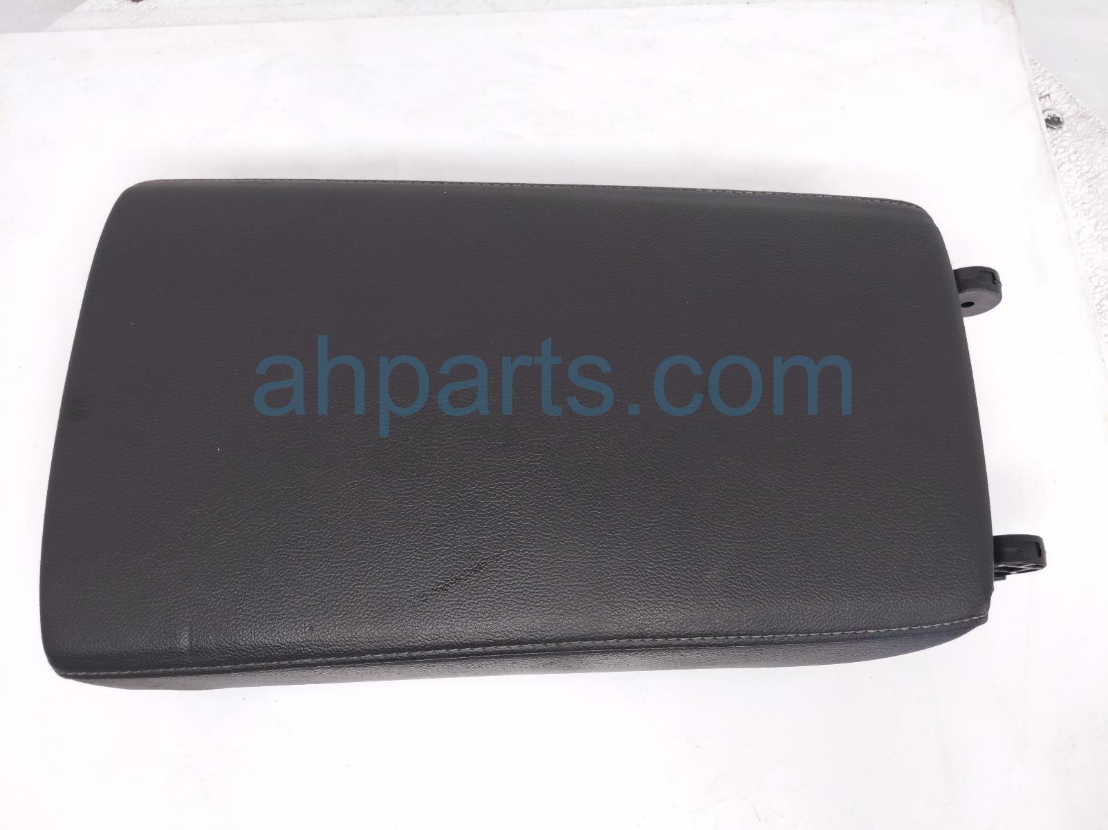 $39 Honda CENTER CONSOLE LID - BLACK $39 Honda CENTER CONSOLE LID - BLACK