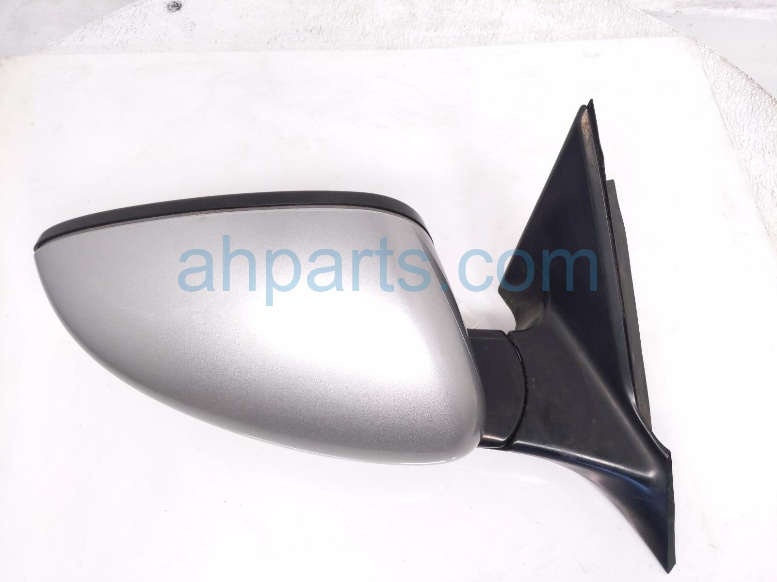 $175 Honda RH SIDE VIEW MIRROR - SILVER * $175 Honda RH SIDE VIEW MIRROR - SILVER *