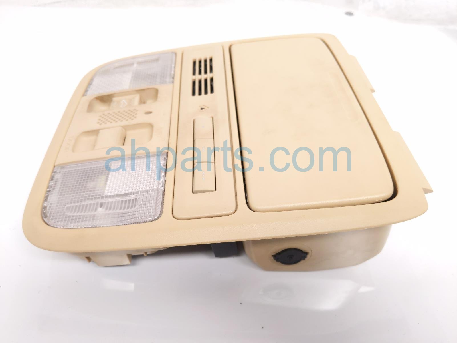 $75 Honda ROOF CONSOLE / MAP LIGHT - TAN $75 Honda ROOF CONSOLE / MAP LIGHT - TAN