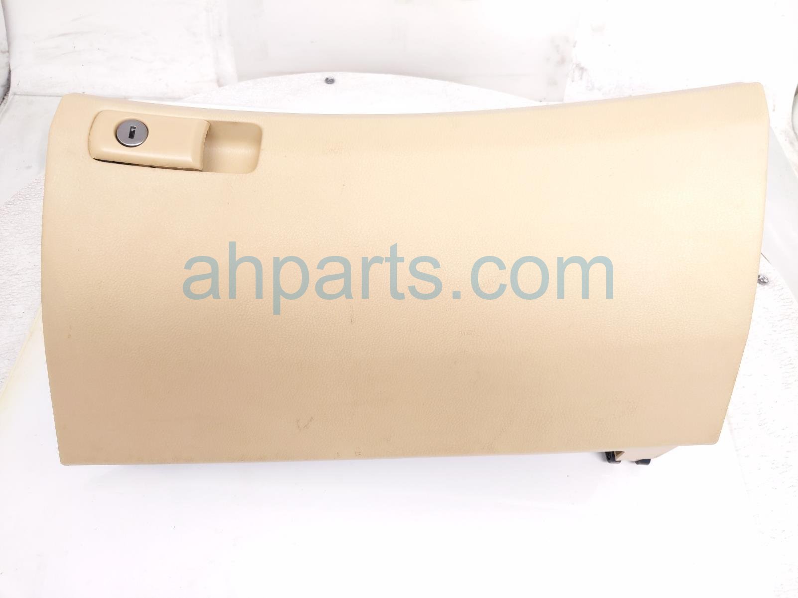 $90 Honda PASSENGER GLOVE BOX - TAN $90 Honda PASSENGER GLOVE BOX - TAN