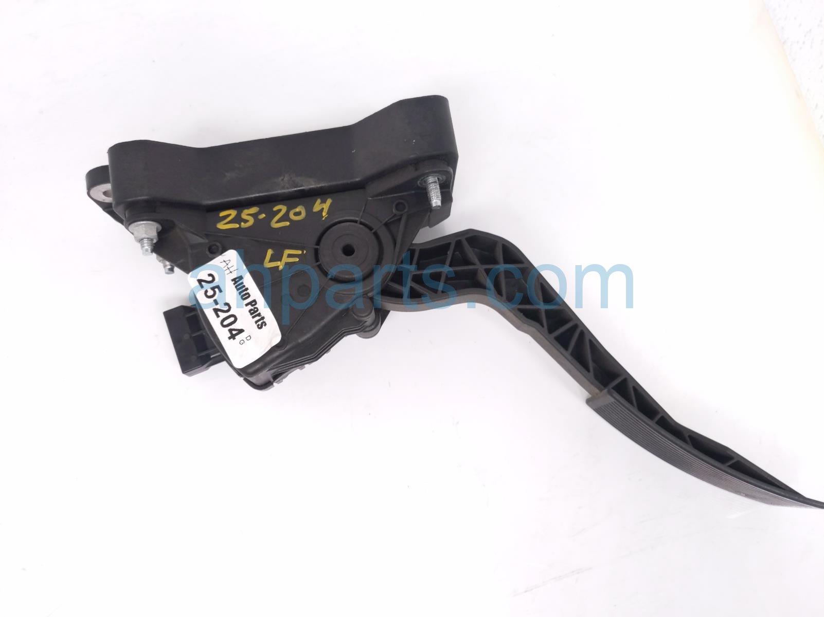 $55 Nissan GAS / ACCELERATOR PEDAL $55 Nissan GAS / ACCELERATOR PEDAL