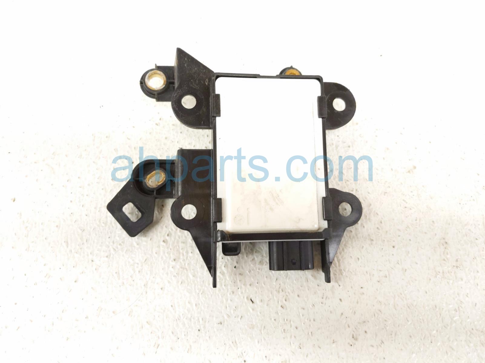 $199  RR/LH BLIND SPOT RADAR W/BRACKET