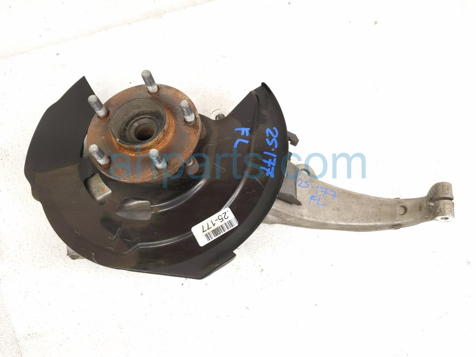 $99 Infiniti FR/LH SPINDLE KNUCKLE HUB