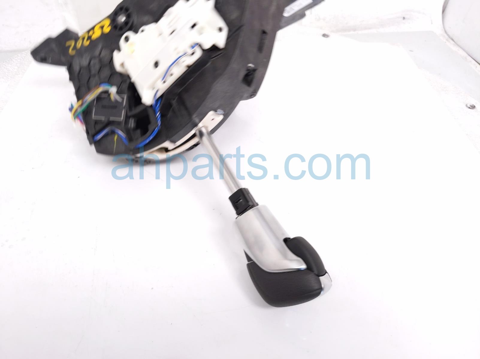 Sold 2024 Nissan Frontier A/t Floor Shifter W/knob * 34901-9BU1C