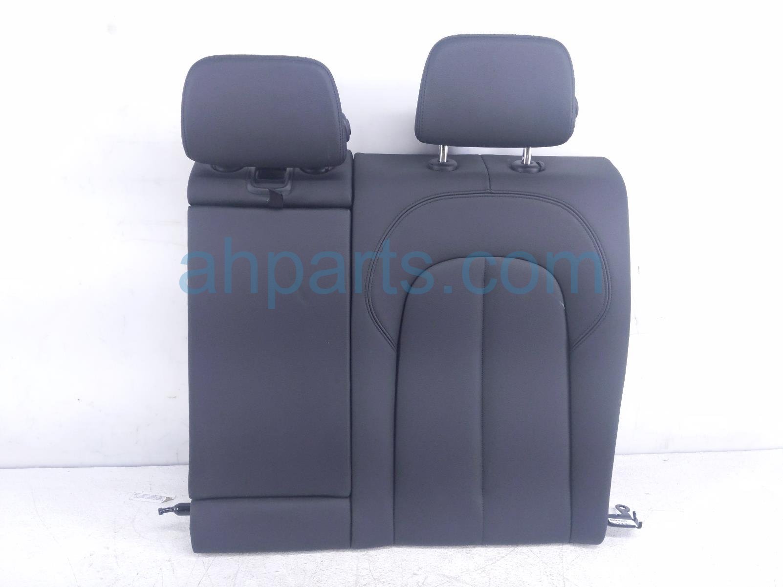 $195 BMW RR/LH TOP SEAT CUSHION - BLACK* $195 BMW RR/LH TOP SEAT CUSHION - BLACK*