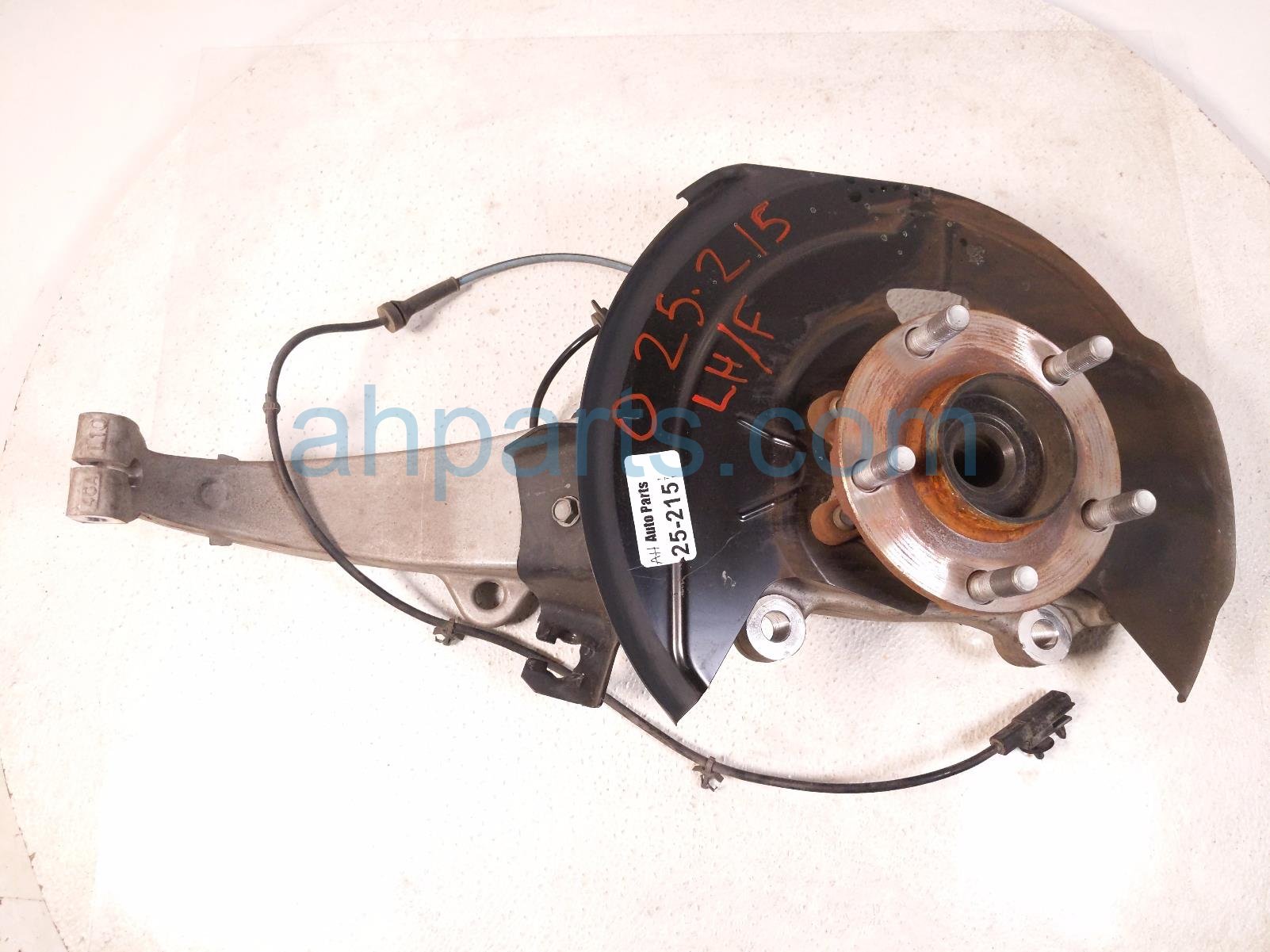 $99 Infiniti FR/LH SPINDLE KNUCKLE HUB $99 Infiniti FR/LH SPINDLE KNUCKLE HUB