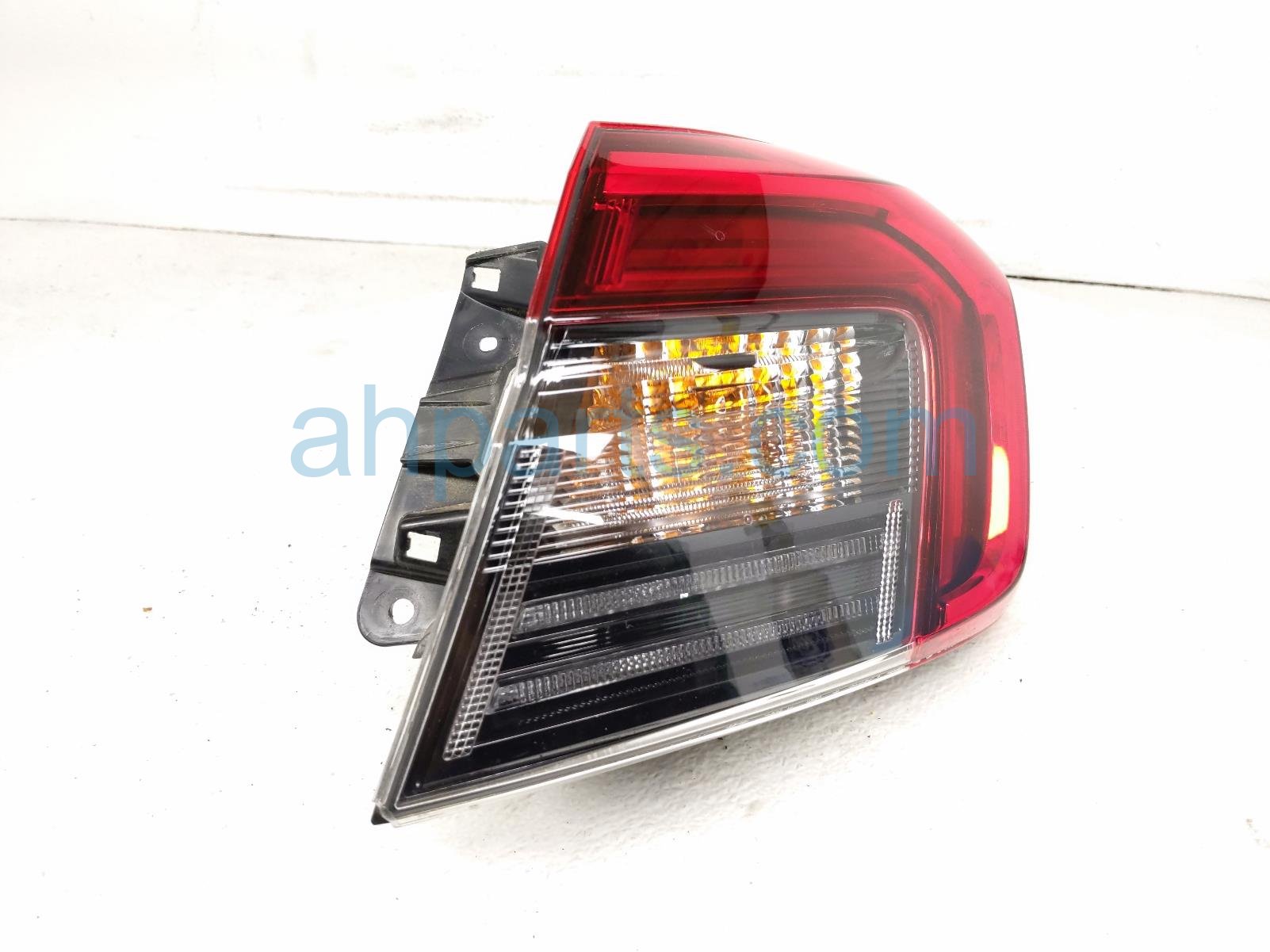 $195 Honda RH TAIL LAMP (ON BODY) * $195 Honda RH TAIL LAMP (ON BODY) *