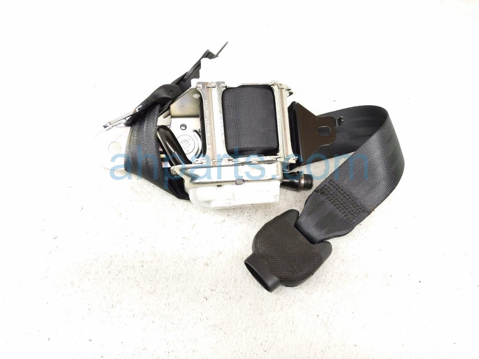 $135 Honda FR/RH SEAT BELT - BLACK $135 Honda FR/RH SEAT BELT - BLACK