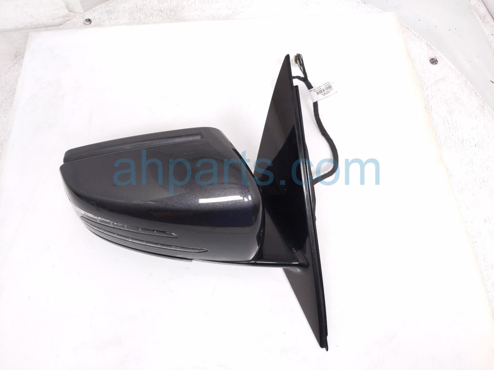 $395 Mercedes RH SIDE VIEW MIRROR - GREY $395 Mercedes RH SIDE VIEW MIRROR - GREY