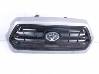 $225 Toyota FRONT UPPER GRILLE - GREY SR $225 Toyota FRONT UPPER GRILLE - GREY SR