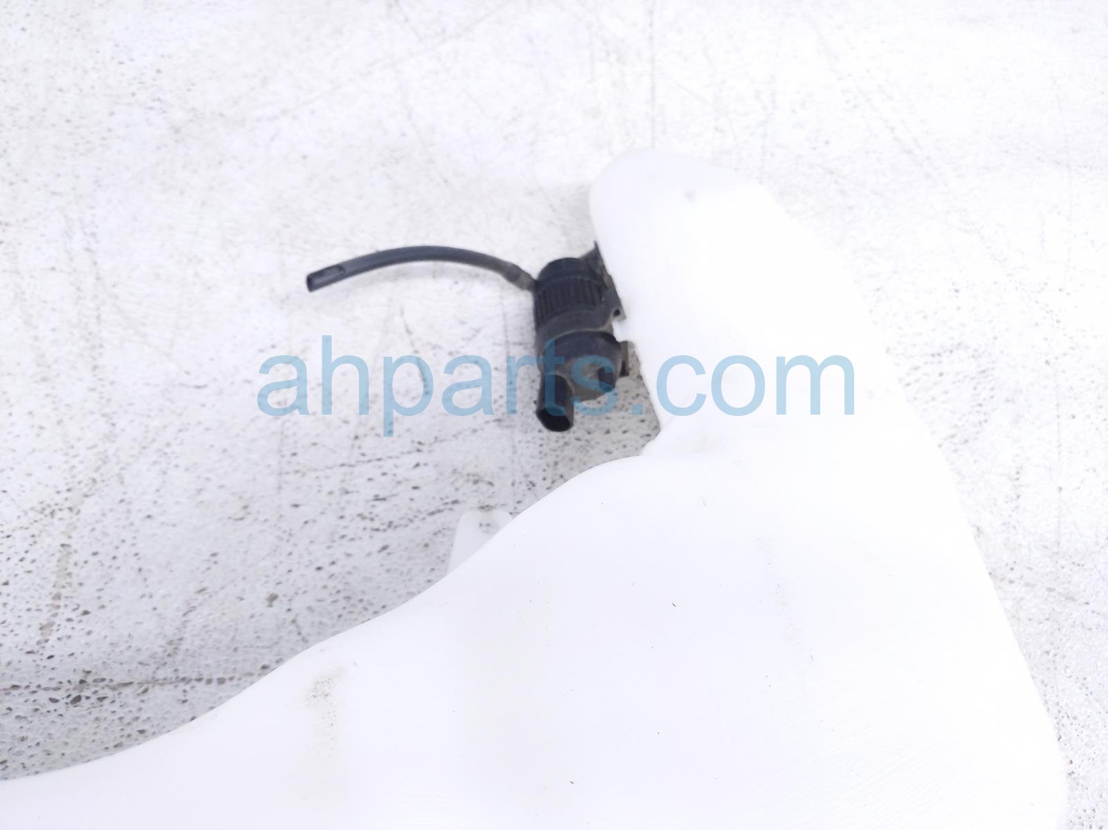 Sold 2024 Nissan Frontier Windshield Washer Reservoir Tank 28910 9BU0A Replacement Sold 2024 Nissan Frontier Windshield Washer Reservoir Tank 28910 9BU0A Replacement thumbnail