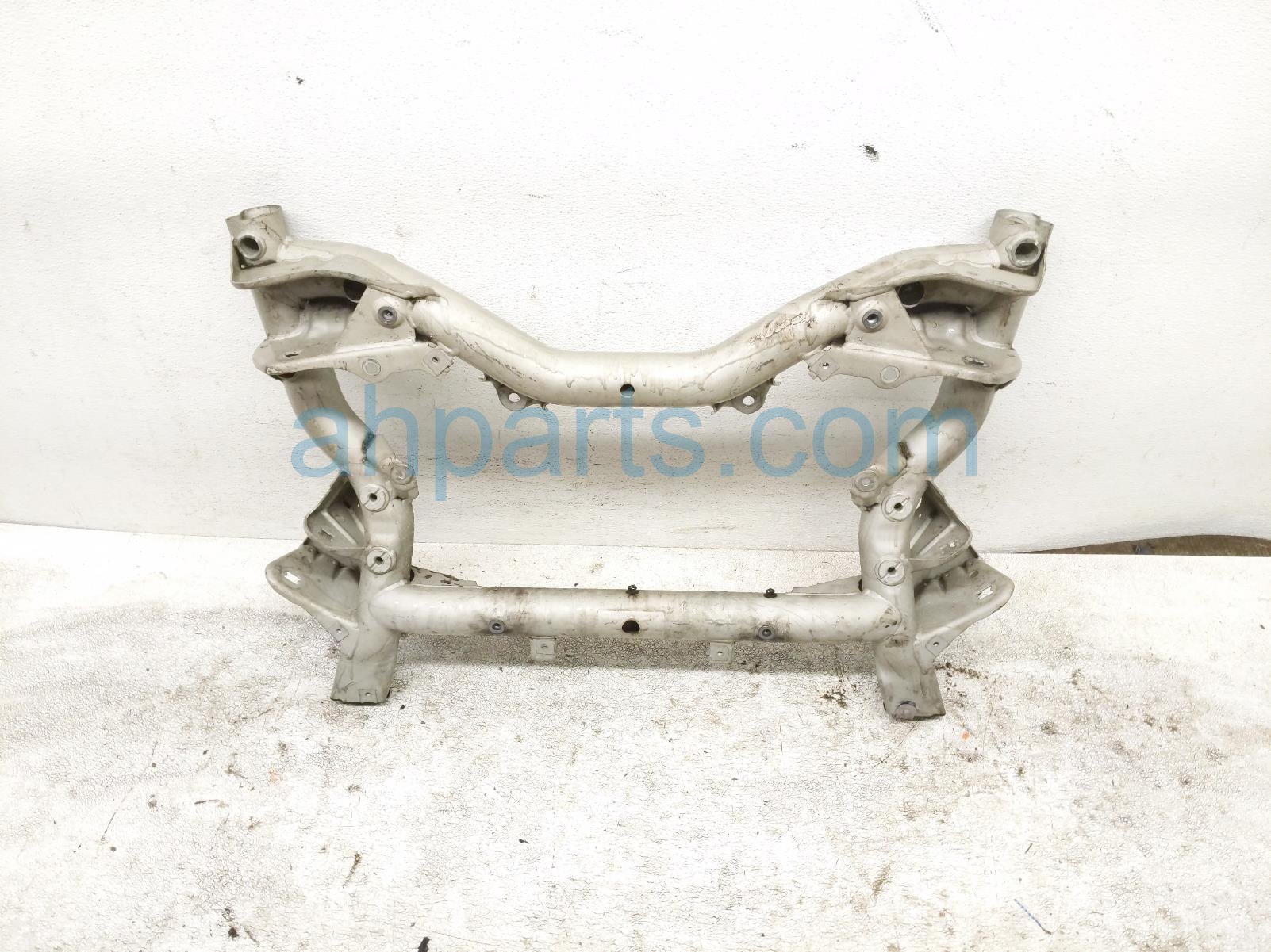 $199 Mercedes FRONT ENGINE SUB FRAME / CRADLE $199 Mercedes FRONT ENGINE SUB FRAME / CRADLE