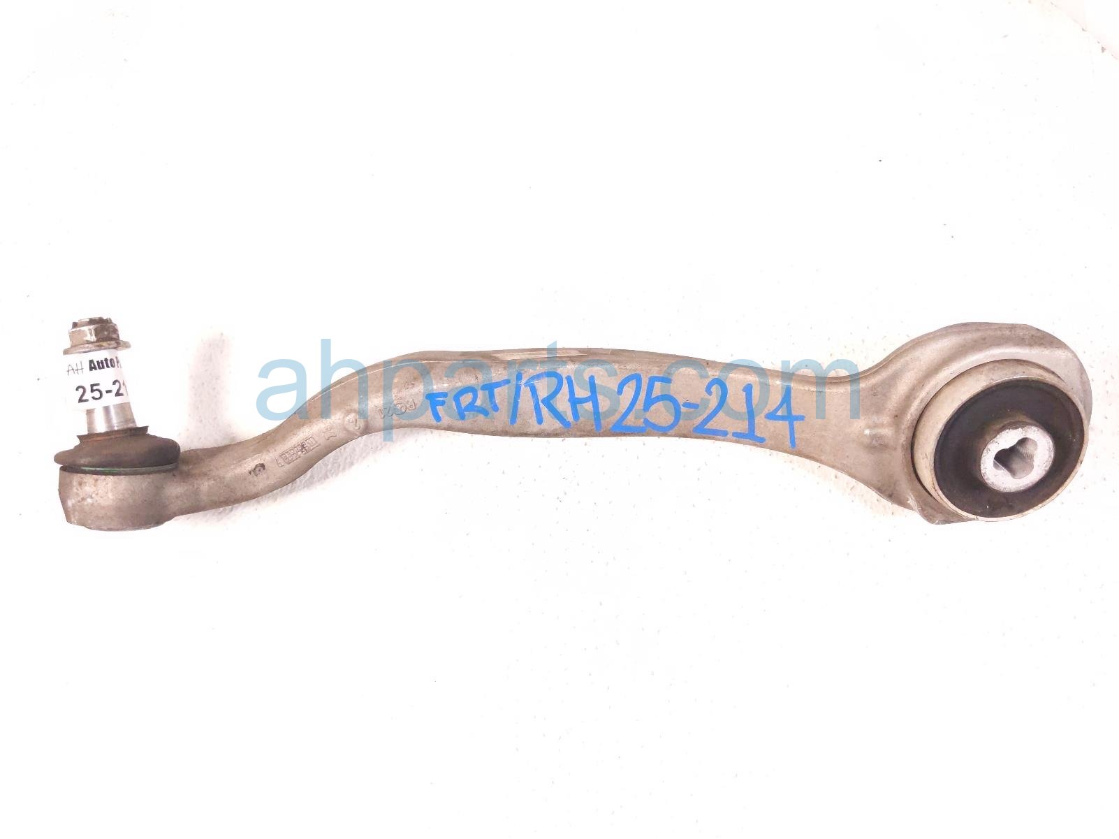 $50 Mercedes FR/RH CENTER LOWER CONTROL ARM $50 Mercedes FR/RH CENTER LOWER CONTROL ARM
