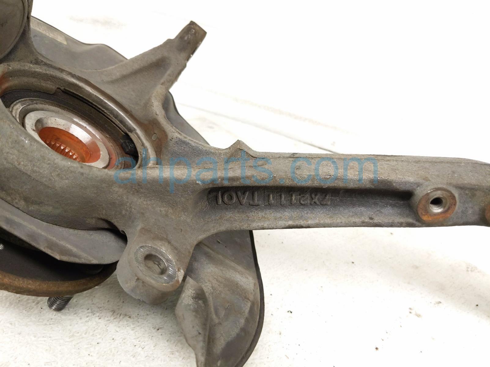 Sold 2008 Honda Accord Front Driver Spindle Knuckle Hub 51215-TA0-020