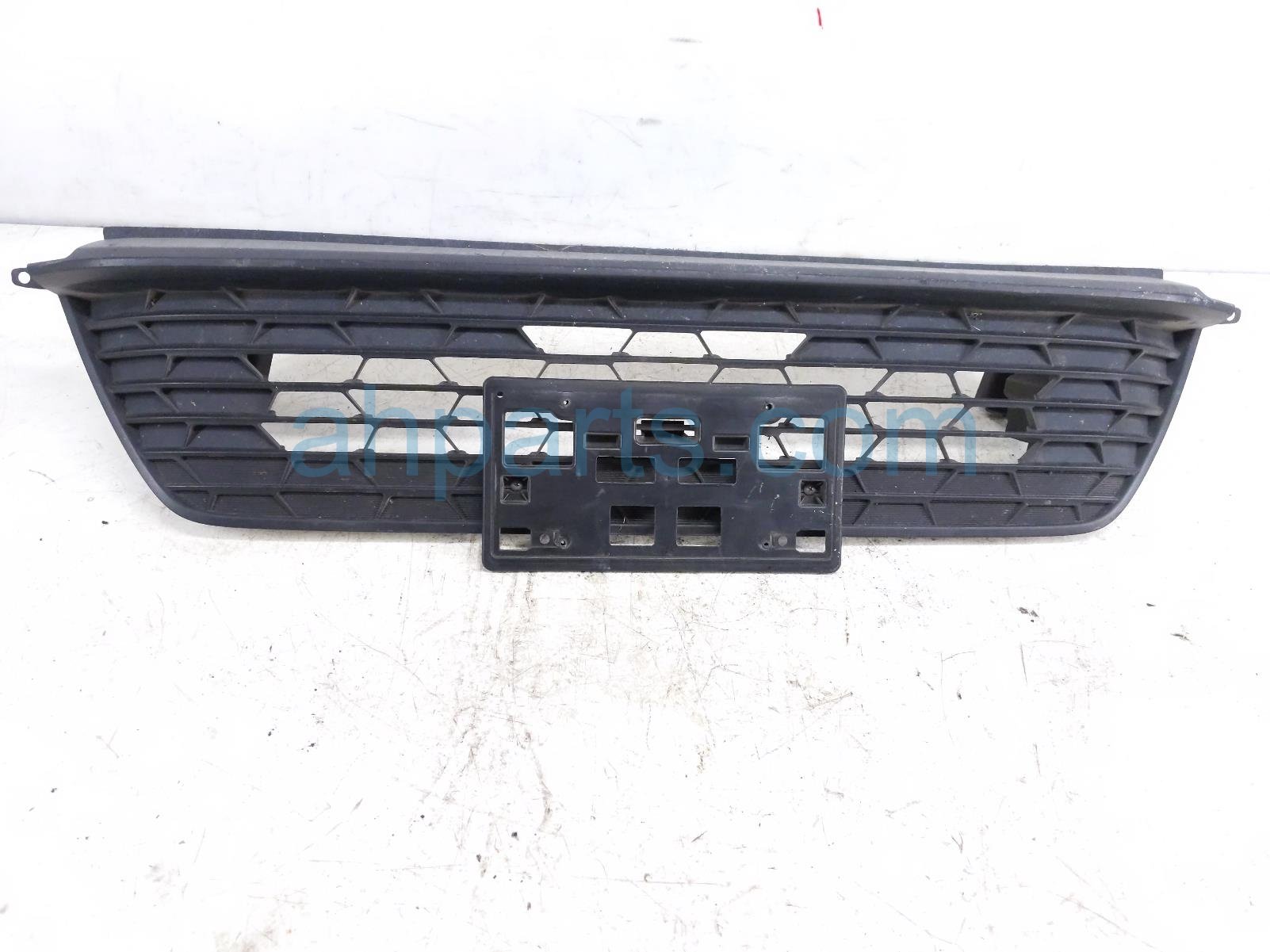 $50 Honda FRONT LOWER GRILLE W/PLATE HOLDER * $50 Honda FRONT LOWER GRILLE W/PLATE HOLDER *