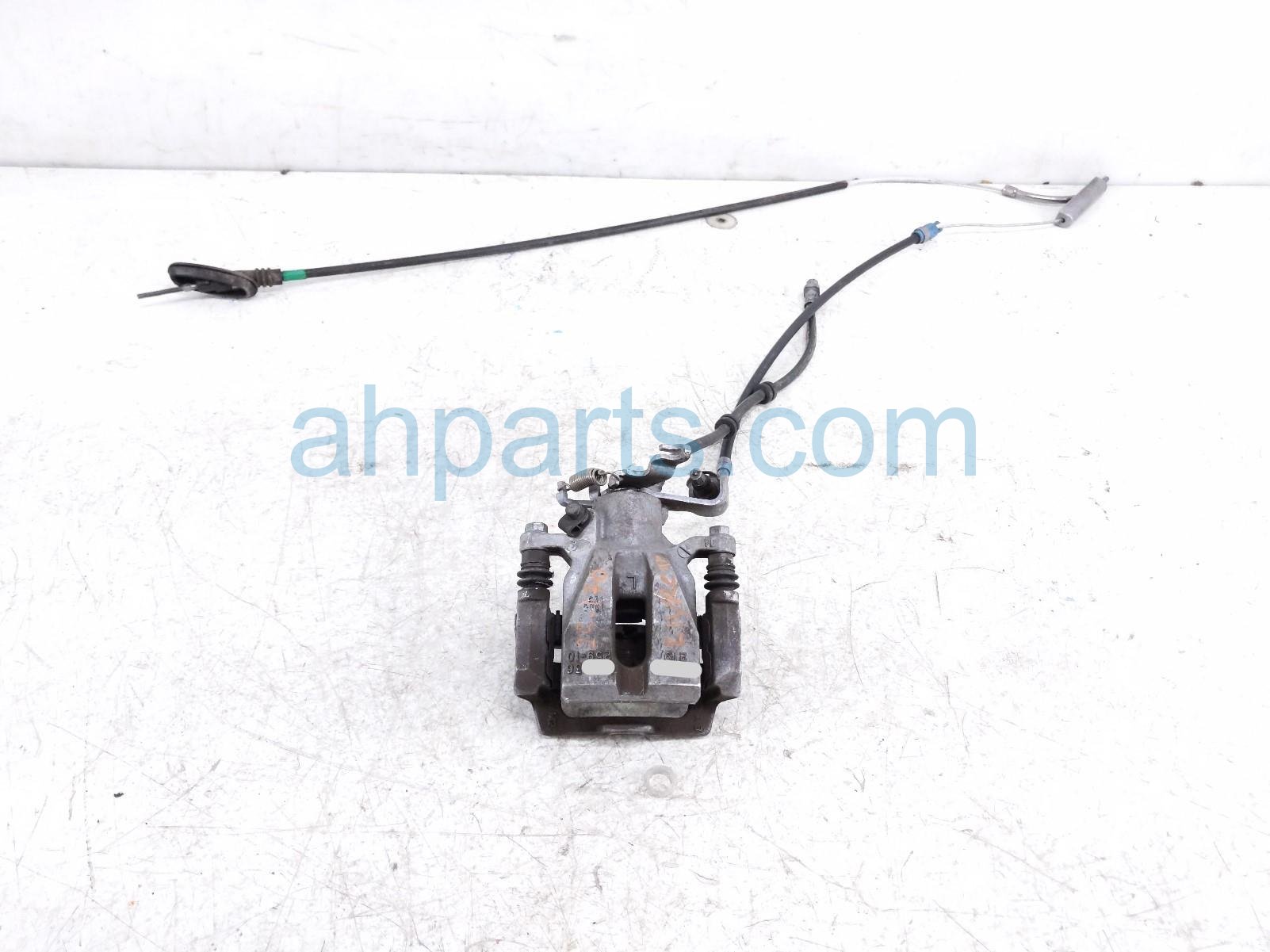 $95 BMW RR/LH BRAKE CALIPER $95 BMW RR/LH BRAKE CALIPER