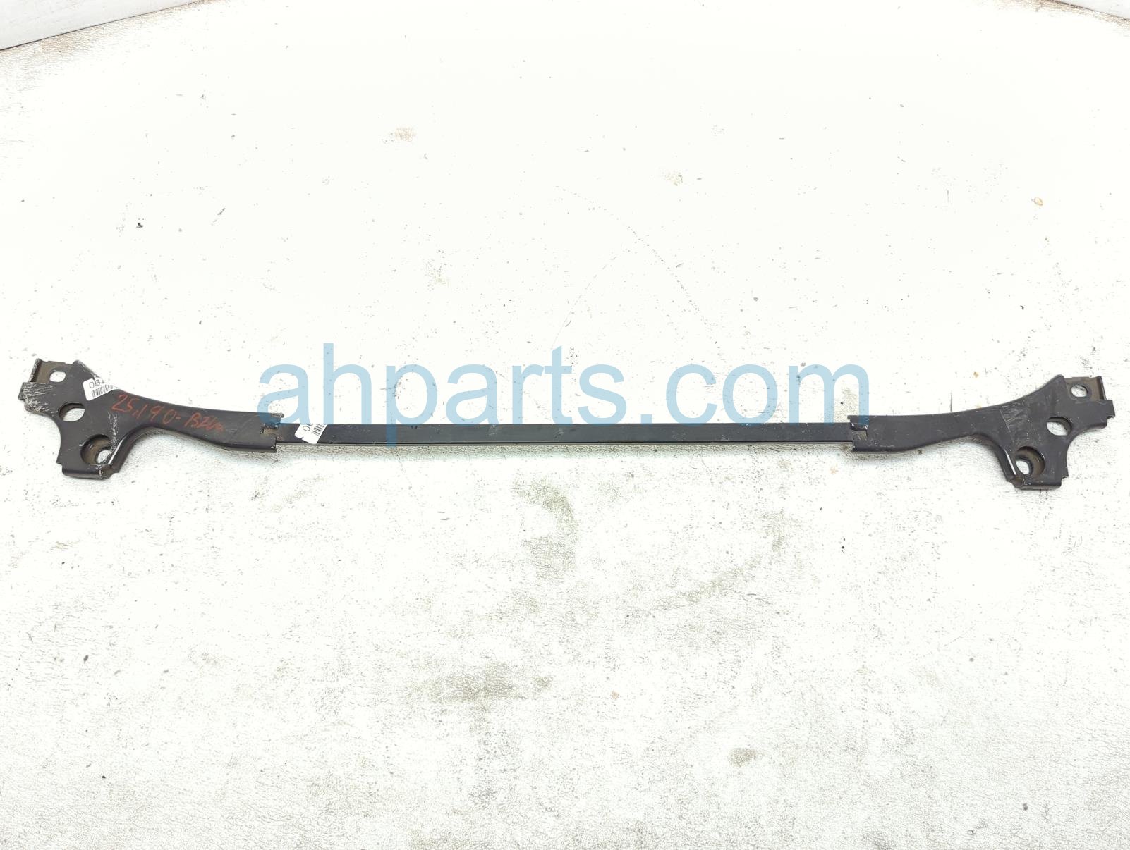 $30 Honda FRONT STRUT TOWER BAR $30 Honda FRONT STRUT TOWER BAR