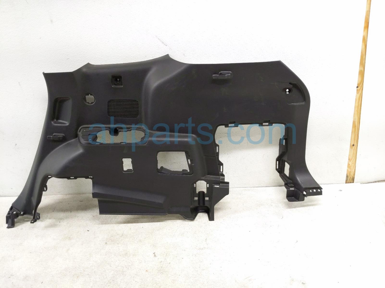 $175 Toyota RH CARGO ROOM QUARTER TRIM PANEL * $175 Toyota RH CARGO ROOM QUARTER TRIM PANEL *