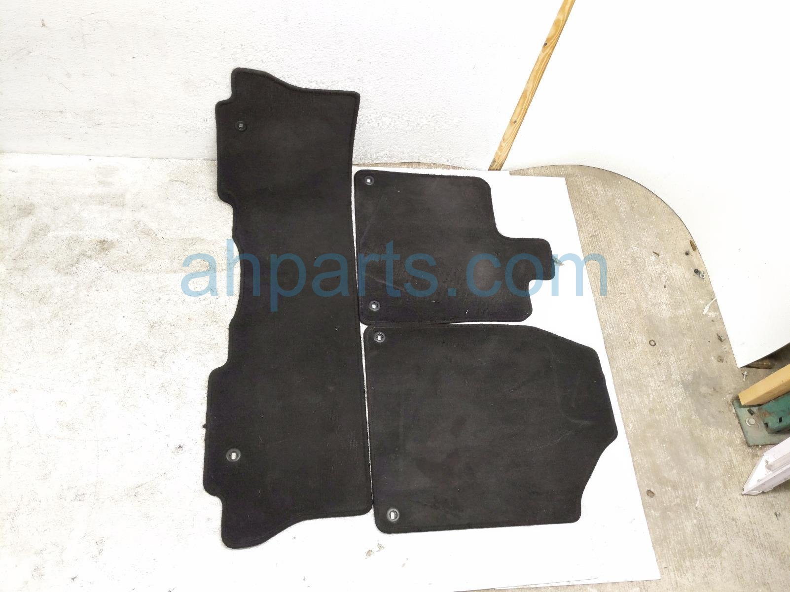 $49 Honda 3 PEICE FLOOR MATS - BLACK CLOTH $49 Honda 3 PEICE FLOOR MATS - BLACK CLOTH