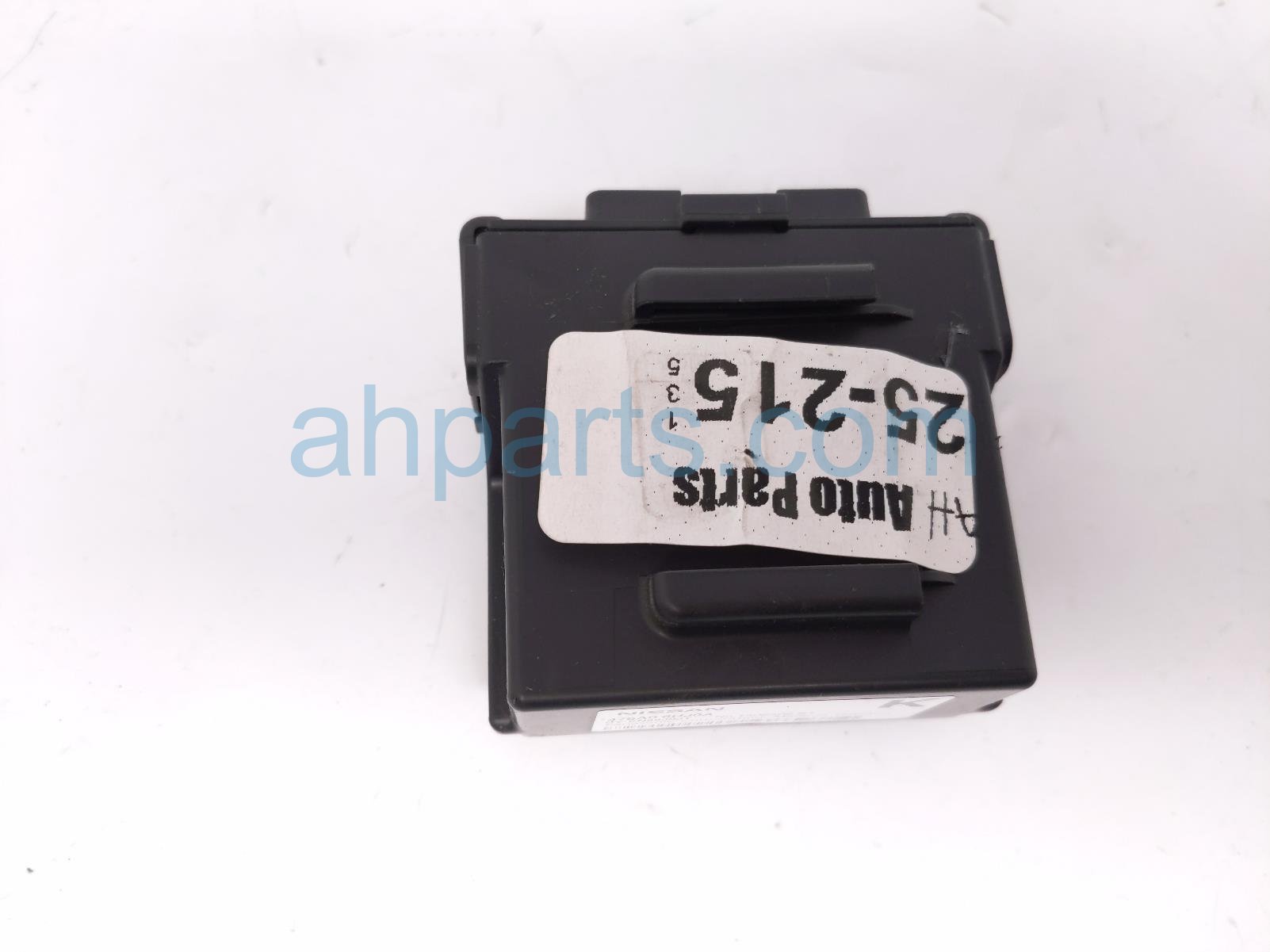 $35 Infiniti FR/LH CONTROLLER ASSY - IDM