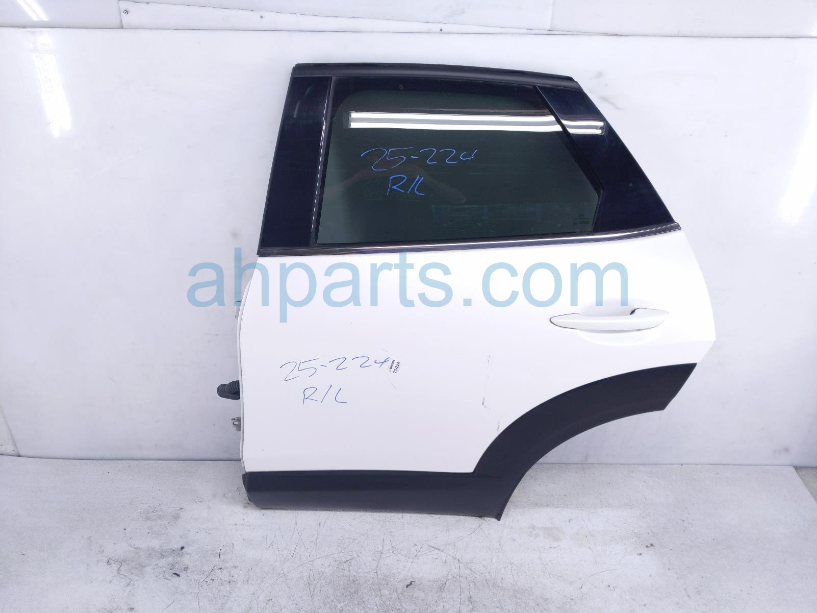 $700 Mazda RR/LH DOOR - WHITE- NO INSIDE TRIM $700 Mazda RR/LH DOOR - WHITE- NO INSIDE TRIM