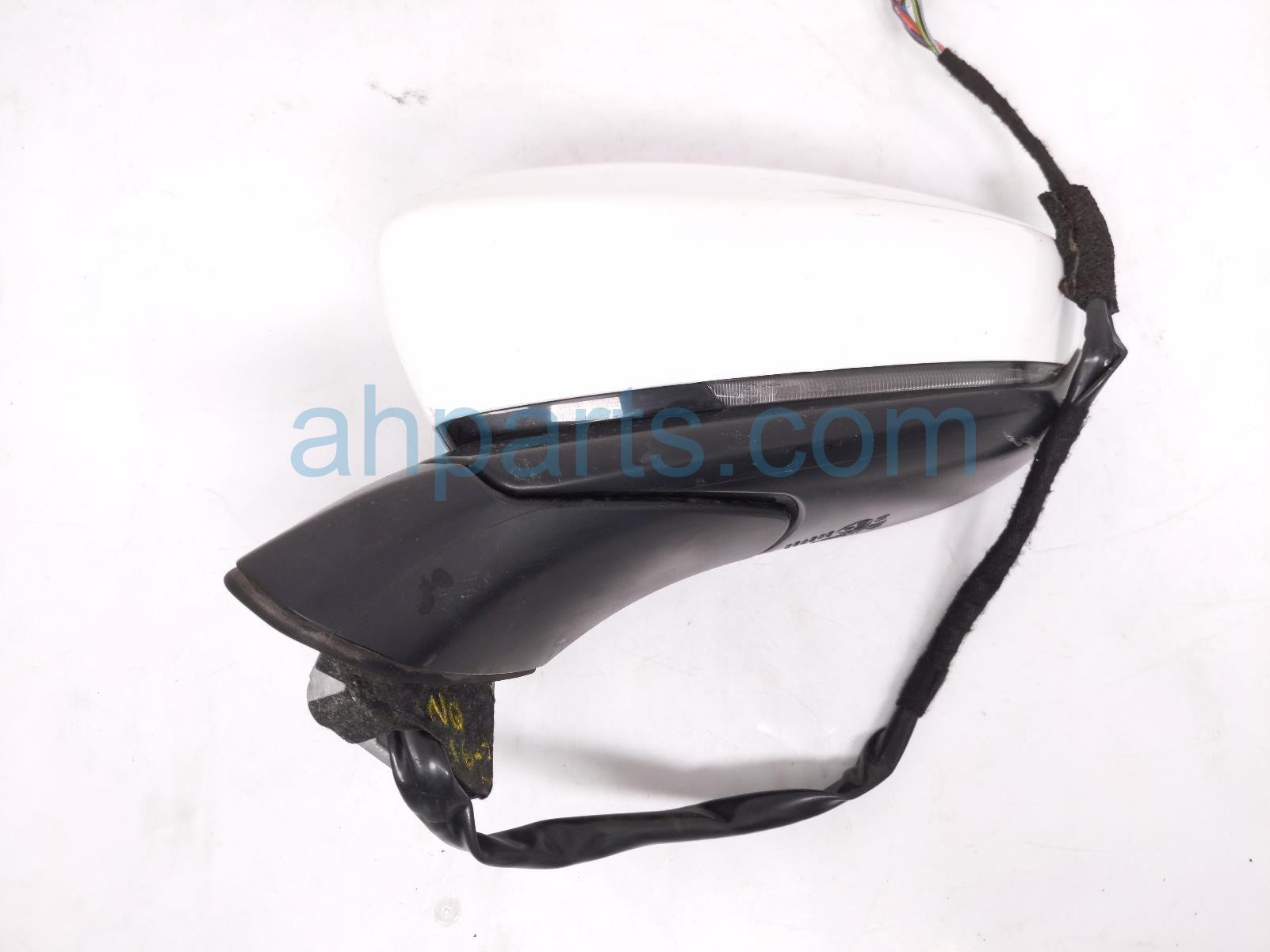 $175 Mazda LH SIDE VIEW MIRROR - WHITE * $175 Mazda LH SIDE VIEW MIRROR - WHITE *