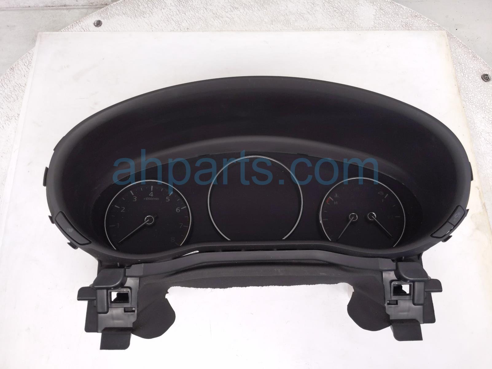 $99 Mazda SPEEDO INSTRUMENT CLUSTER - 52K MI* $99 Mazda SPEEDO INSTRUMENT CLUSTER - 52K MI*