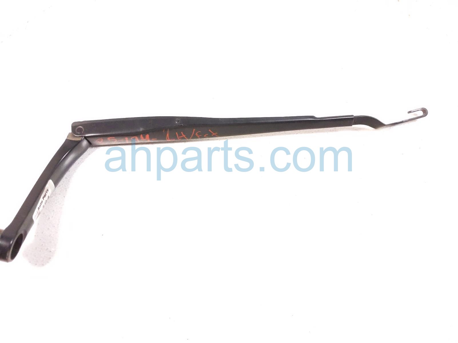$39 Kia LH WINDSHIELD WIPER ARM $39 Kia LH WINDSHIELD WIPER ARM