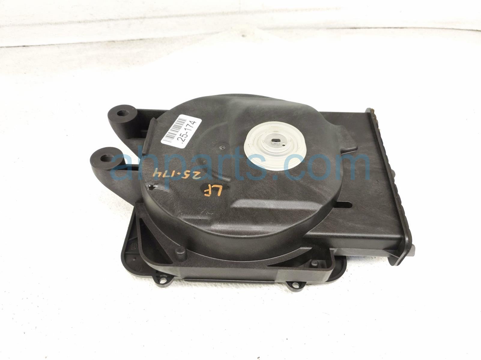 $89 BMW LH SPEAKER / WOOFER - HARMAN $89 BMW LH SPEAKER / WOOFER - HARMAN