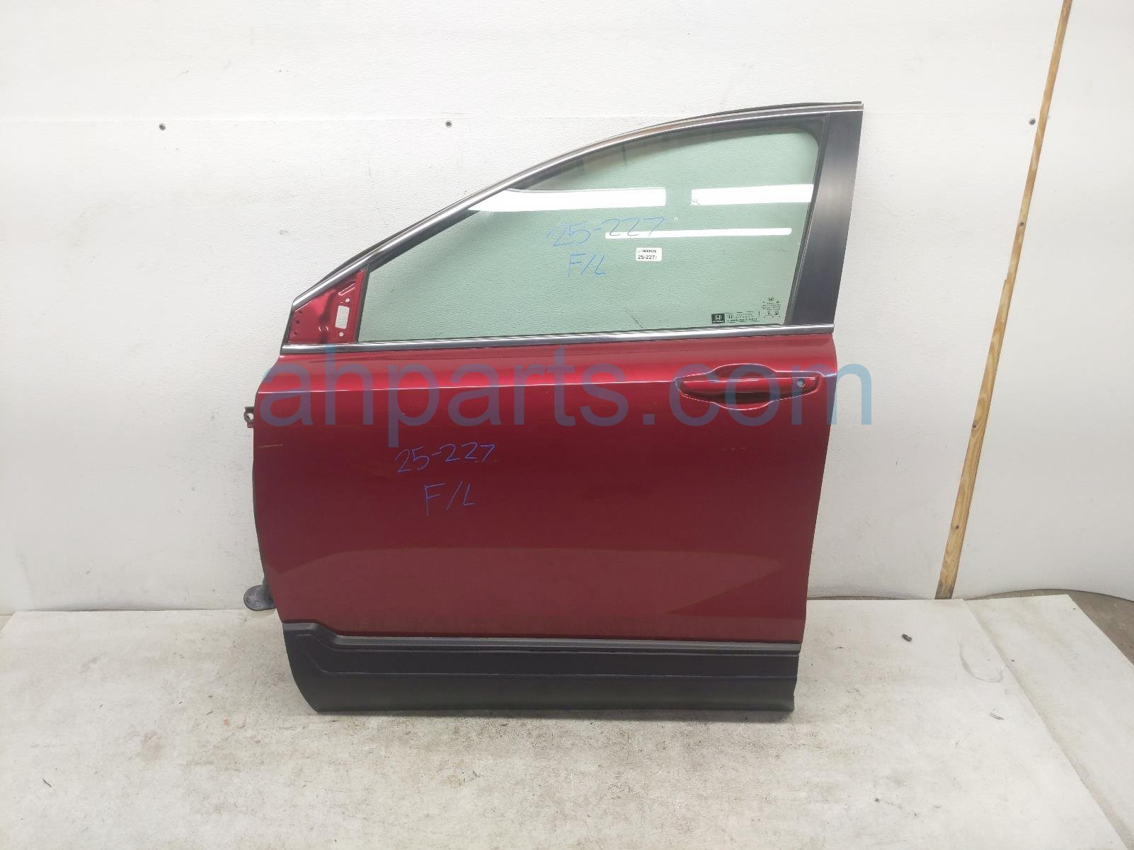 $1195 Honda FR/LH DOOR - RED - NO MIRROR/TRIM $1195 Honda FR/LH DOOR - RED - NO MIRROR/TRIM