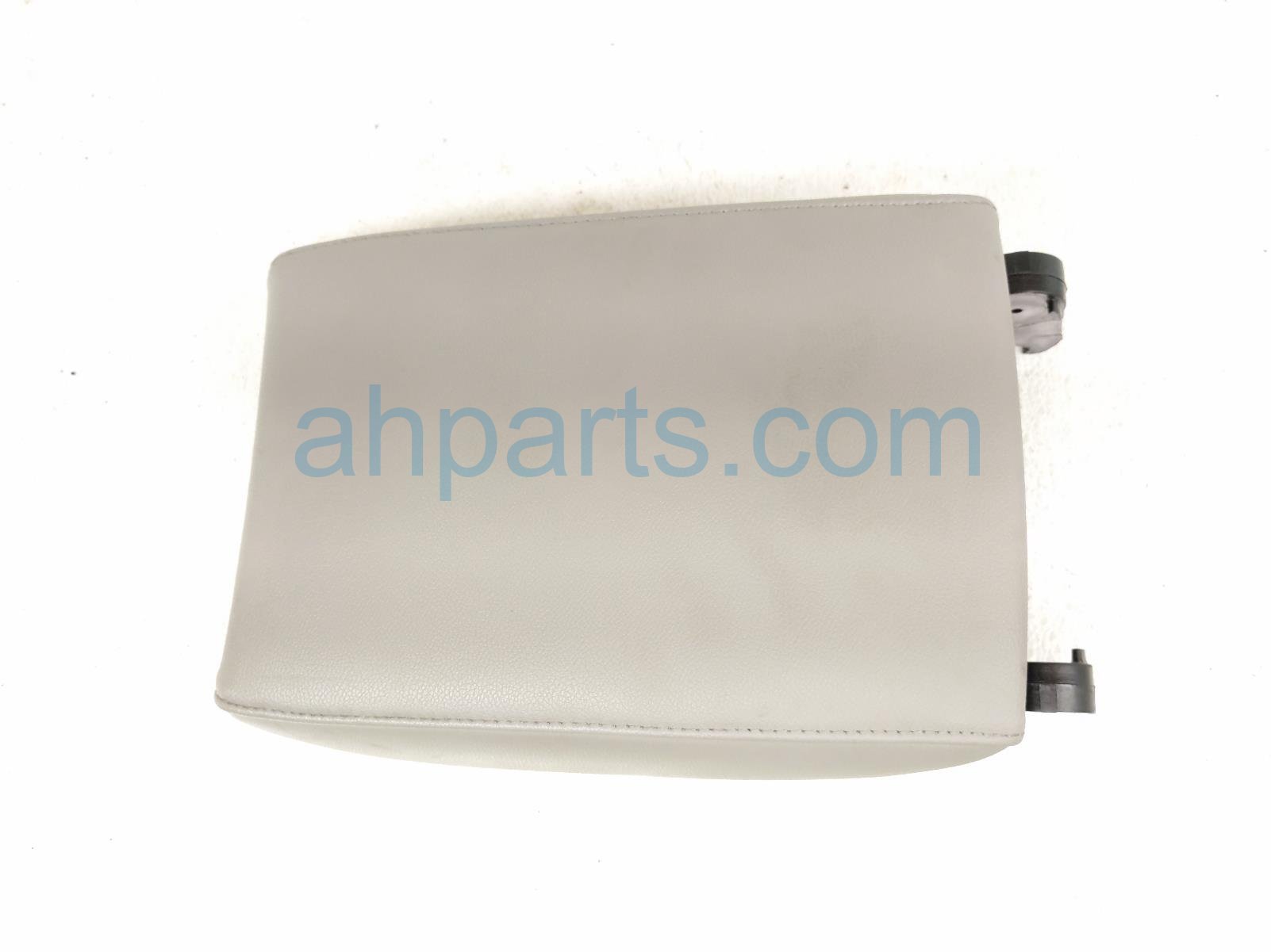 Sold 2022 Honda CR-V Arm Rest Center Console Lid - Grey 83402-TLA