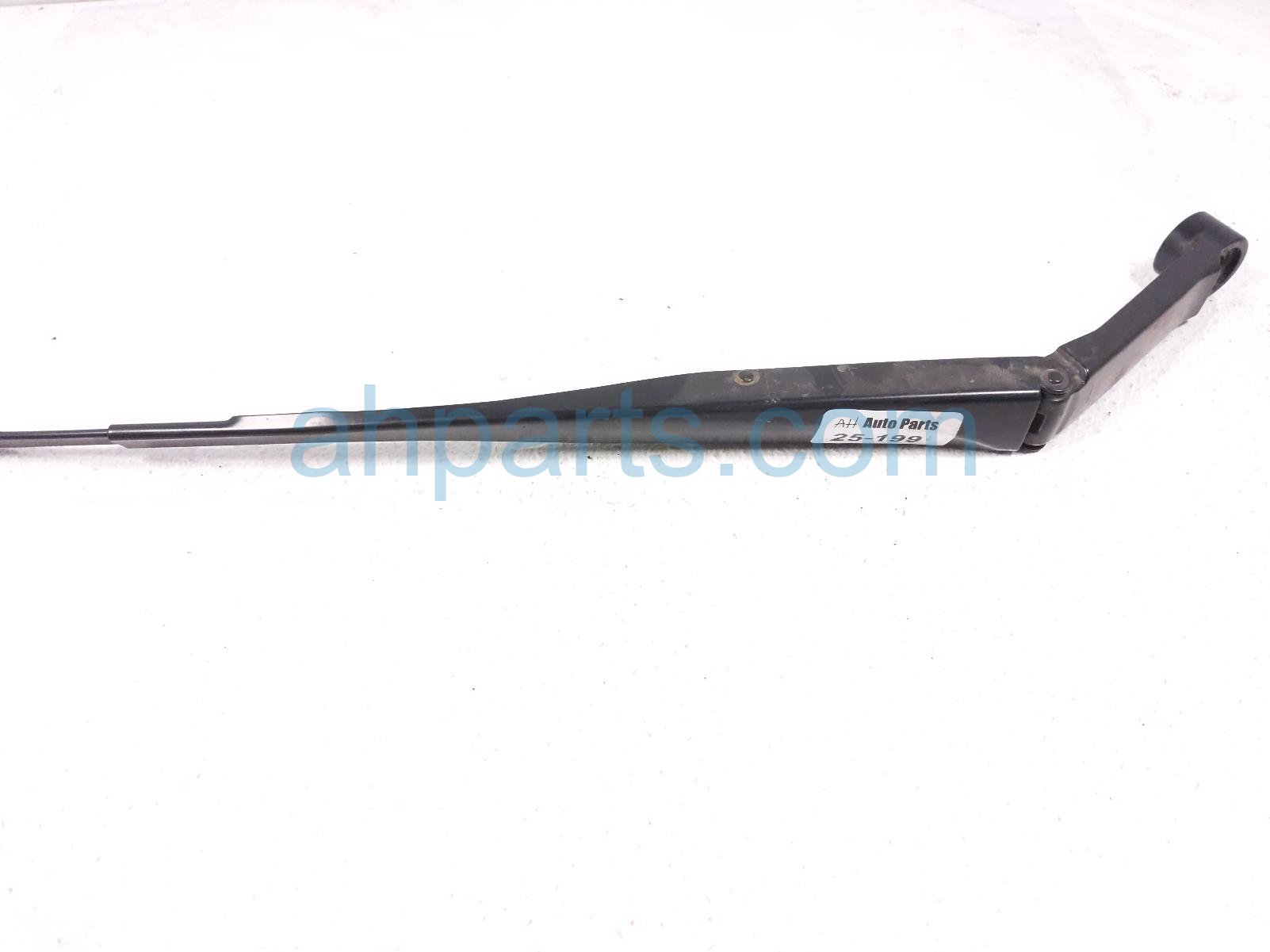 $35 Toyota LH WINDSHIELD WIPER ARM *JAPAN $35 Toyota LH WINDSHIELD WIPER ARM *JAPAN