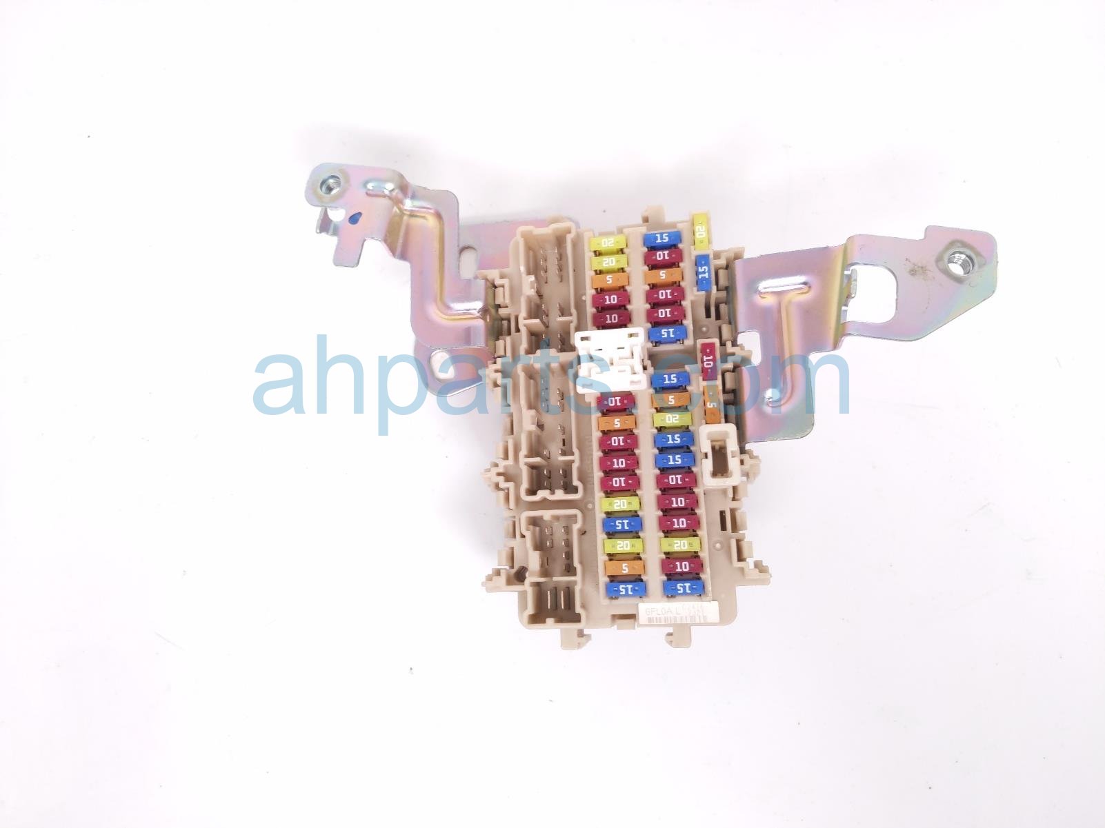 $25 Nissan RH CABIN FUSE BOX - S 2.5L fwd $25 Nissan RH CABIN FUSE BOX - S 2.5L fwd