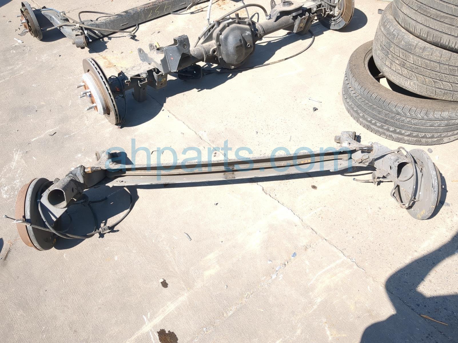 $400 Toyota REAR AXLE BEAM ASSY - LE - DRUM $400 Toyota REAR AXLE BEAM ASSY - LE - DRUM