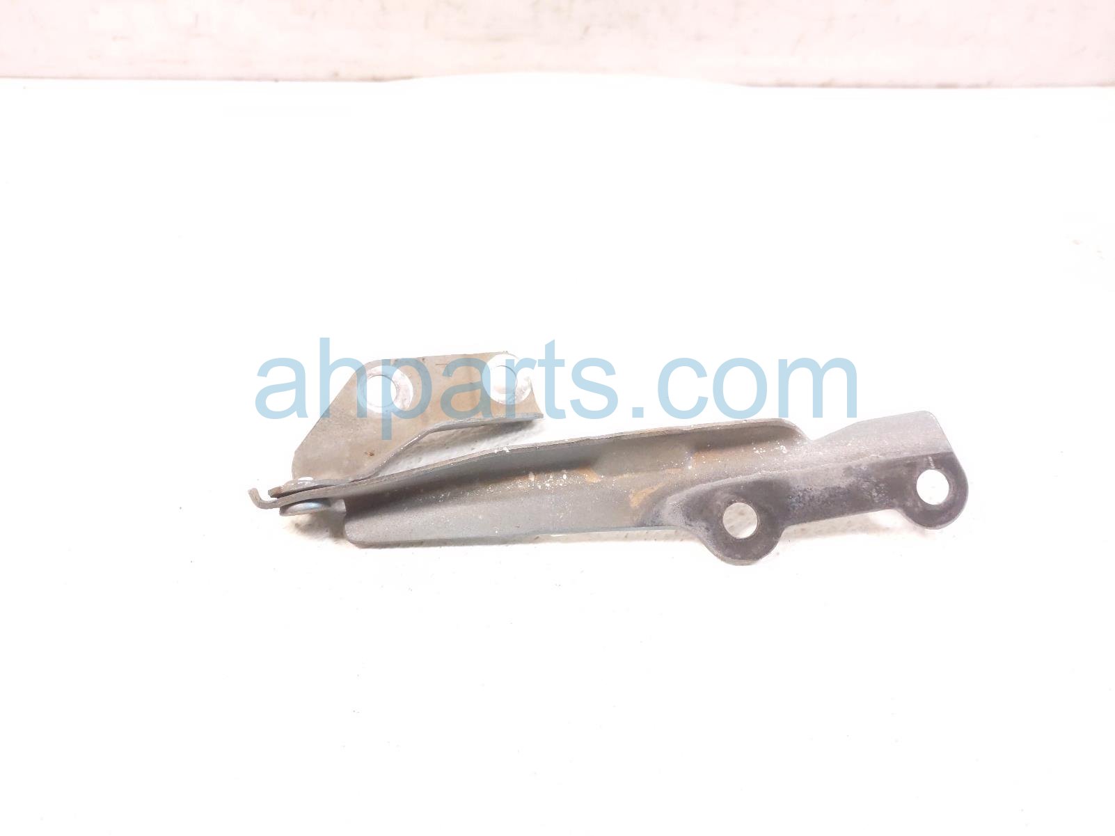 $25 Mazda LH HOOD HINGE - BLUE * $25 Mazda LH HOOD HINGE - BLUE *