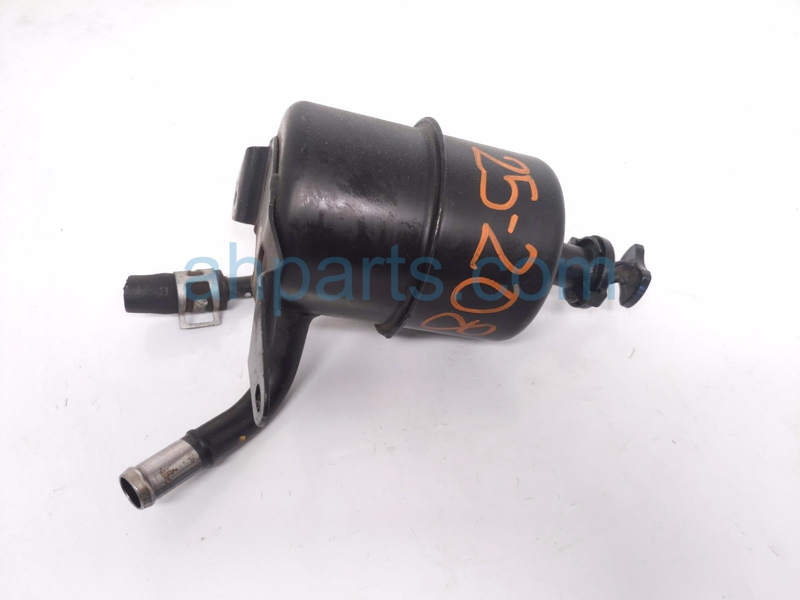 $25 Mazda POWER STEERING RESERVOIR TANK $25 Mazda POWER STEERING RESERVOIR TANK