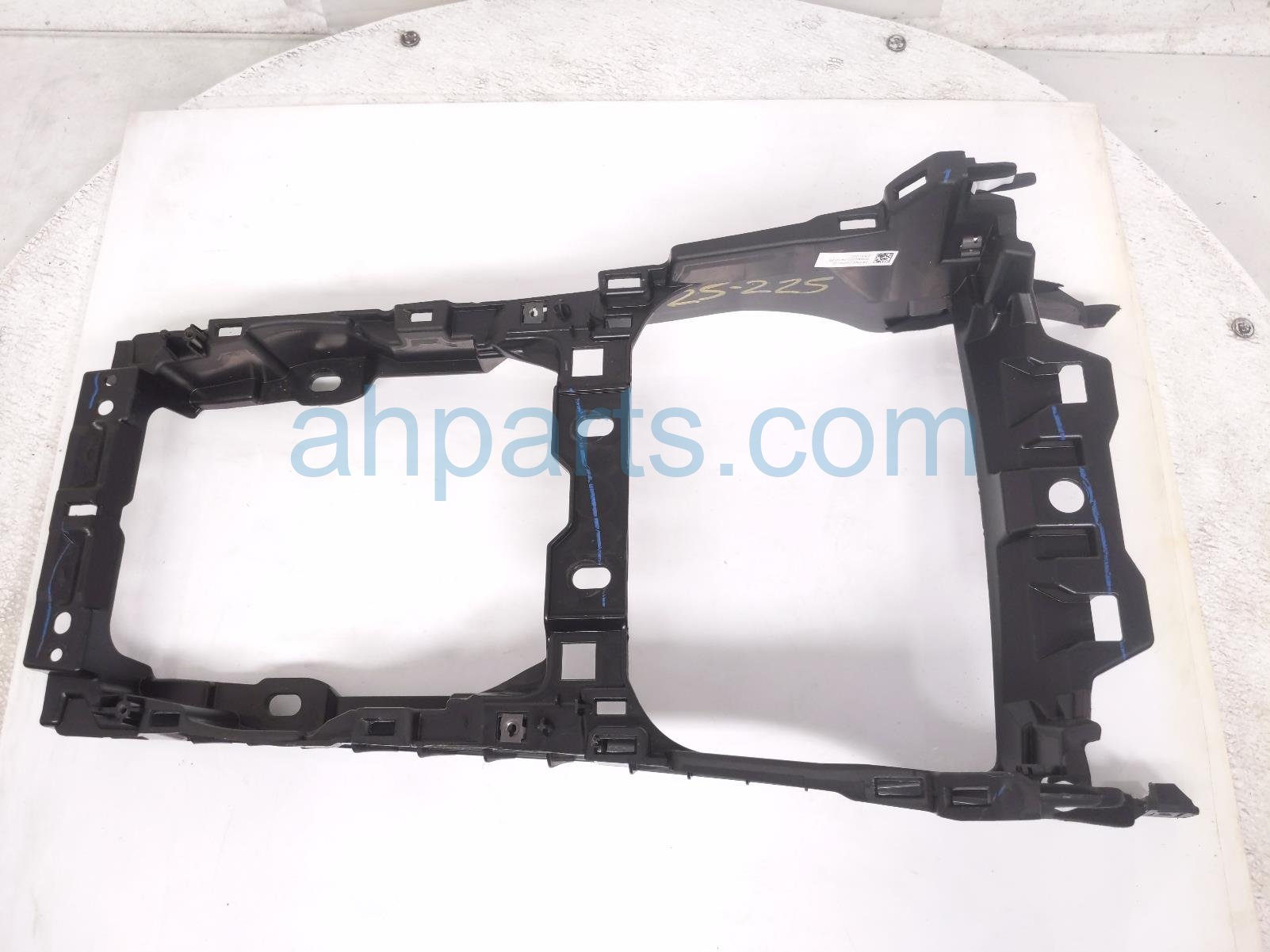 $75 Mazda CENTER CONSOLE HOUSING FRAME $75 Mazda CENTER CONSOLE HOUSING FRAME