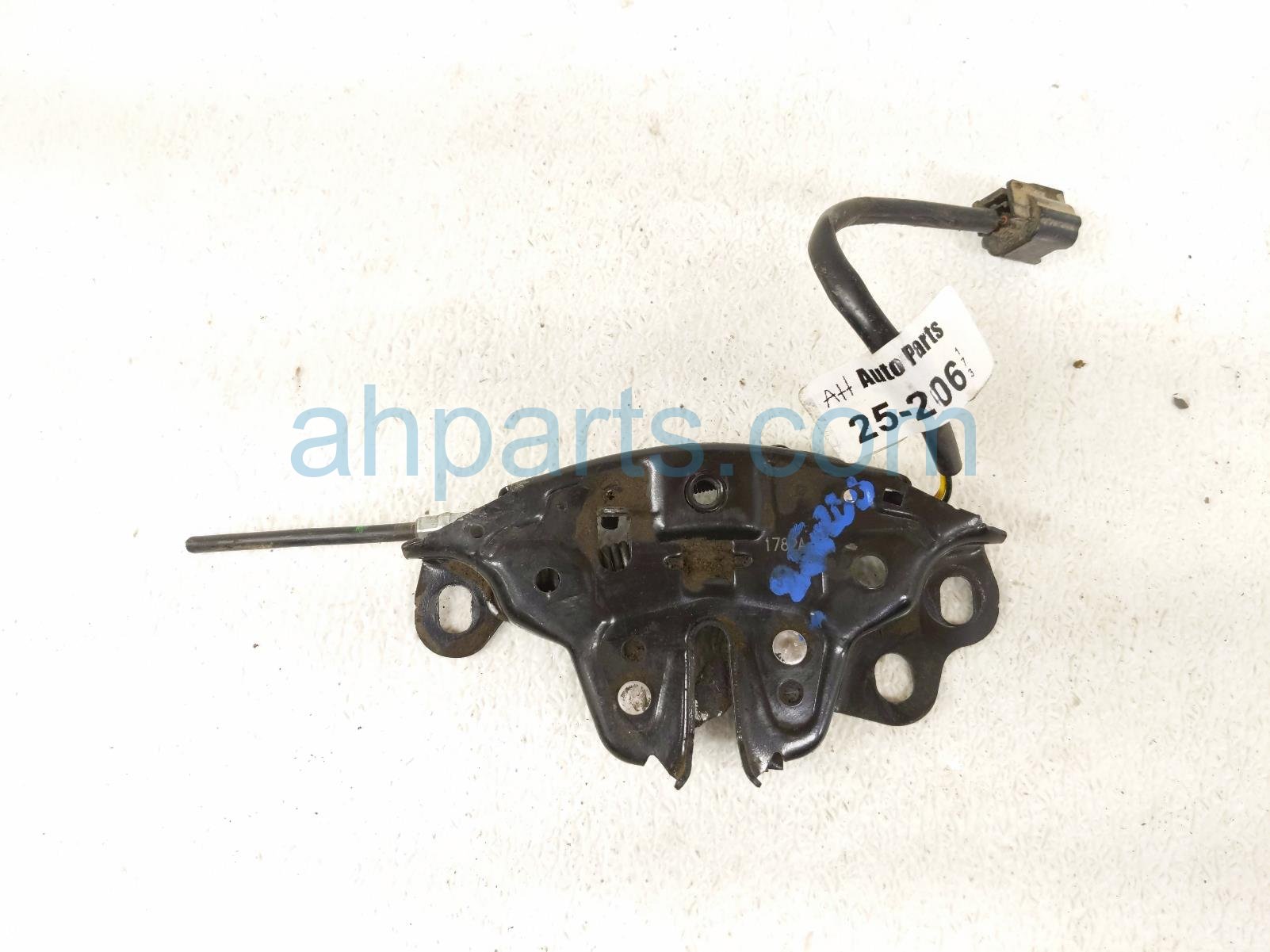 $49 Nissan HOOD LOCK / LATCH ASSY $49 Nissan HOOD LOCK / LATCH ASSY